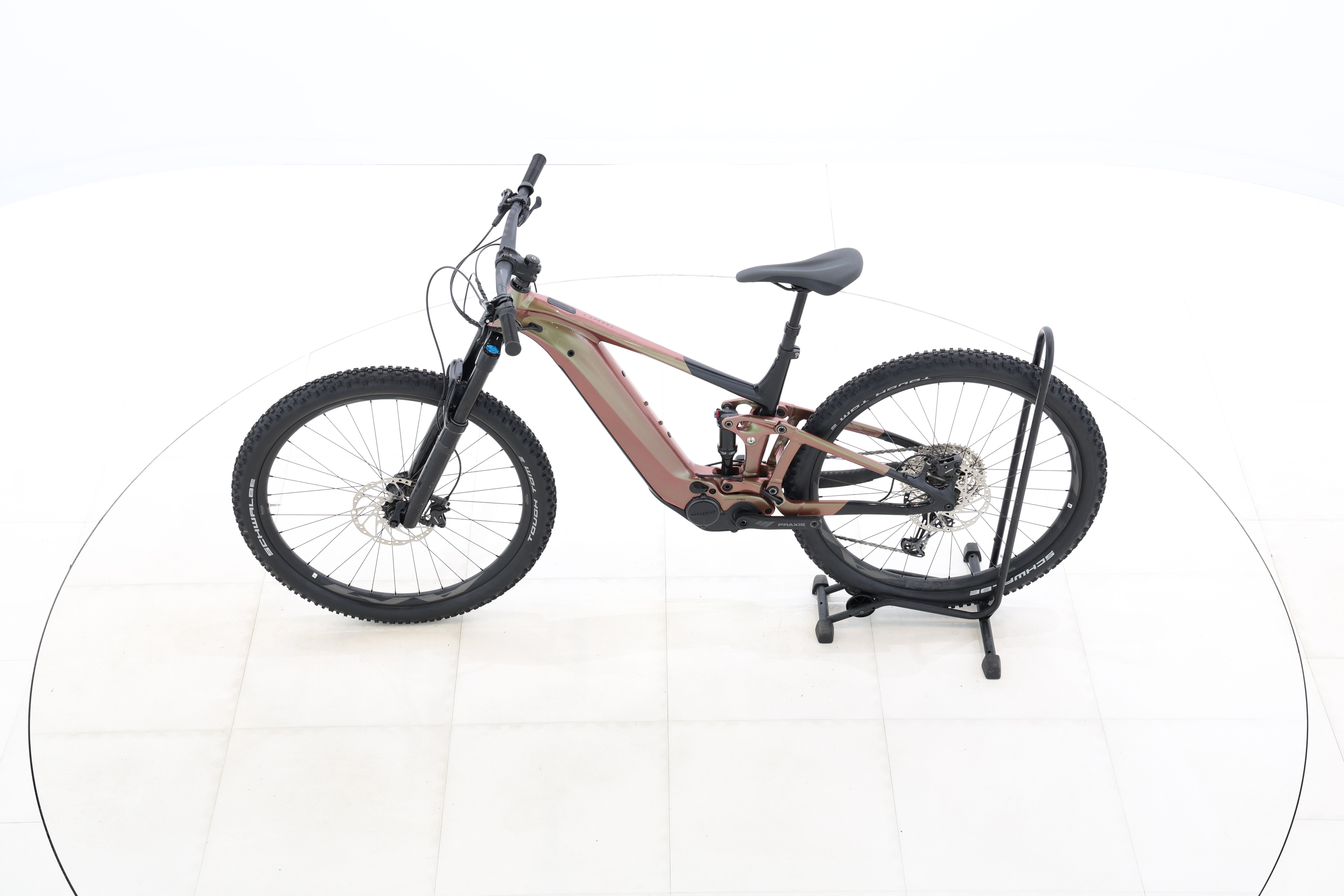 b947b850-0f87-40e7-b0d8-2e7abded7075