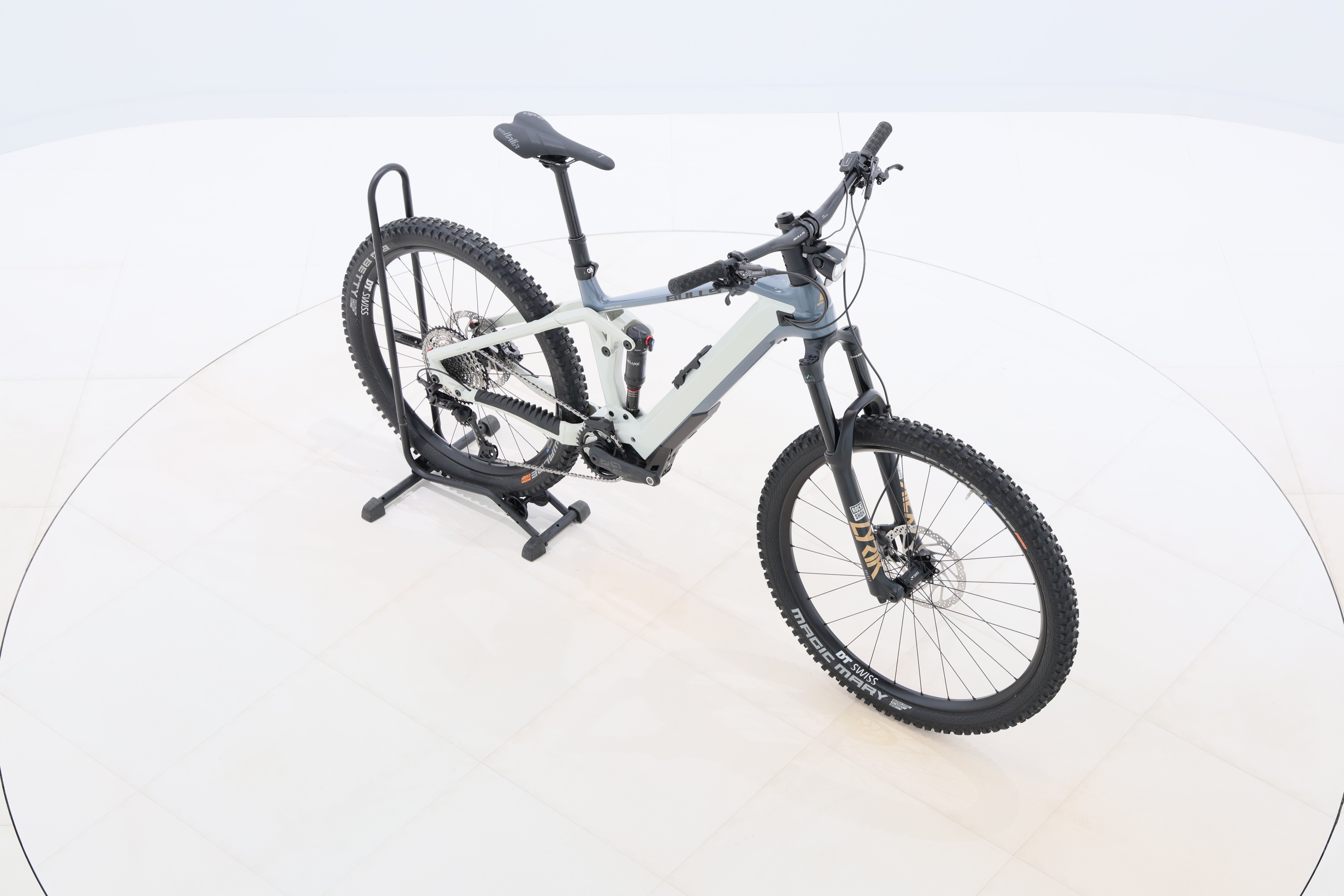 0f2188c7-8892-40d6-b7e0-0a578b0a667f