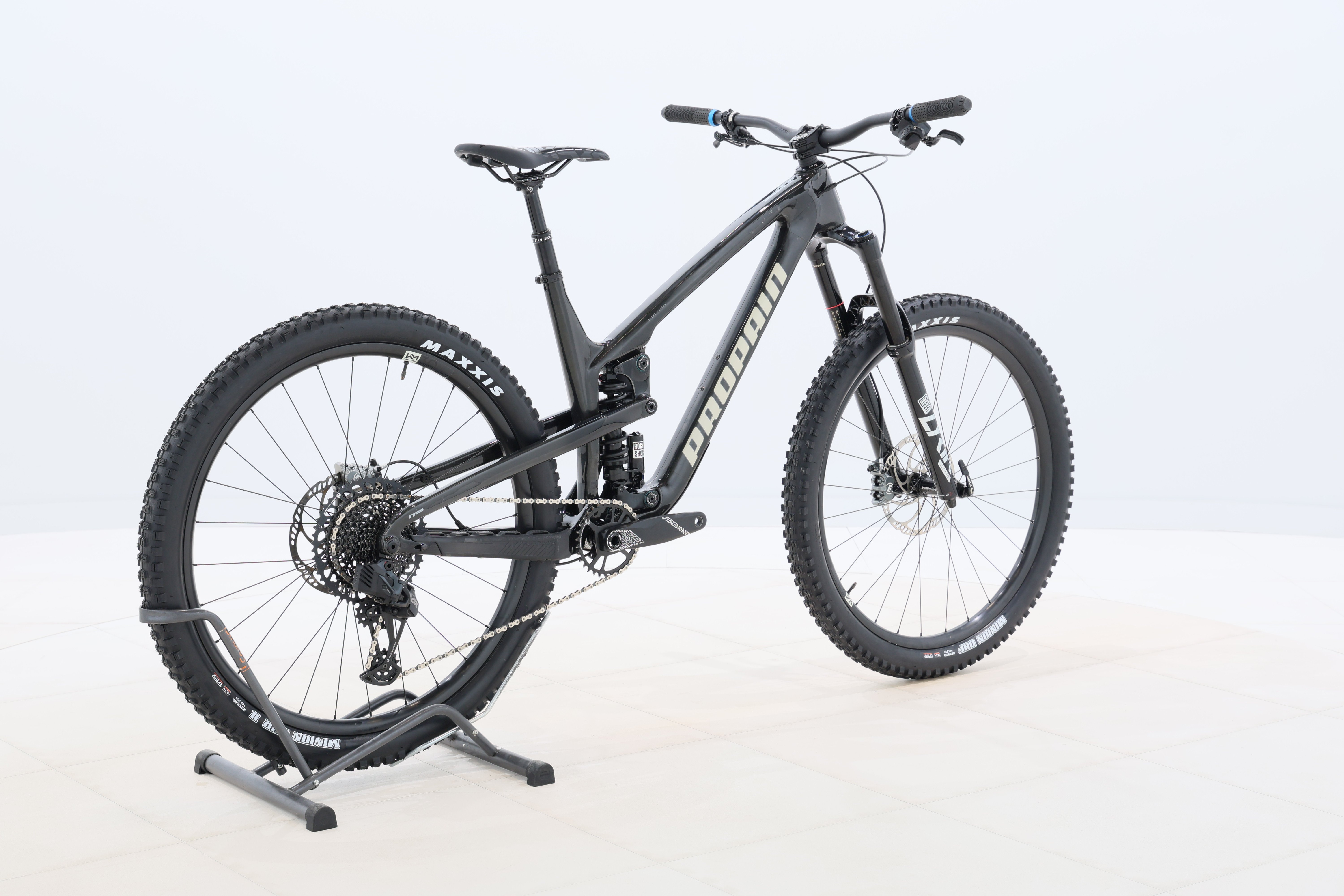 d06e3209-7d03-4c27-9bc9-8682f22fc76e