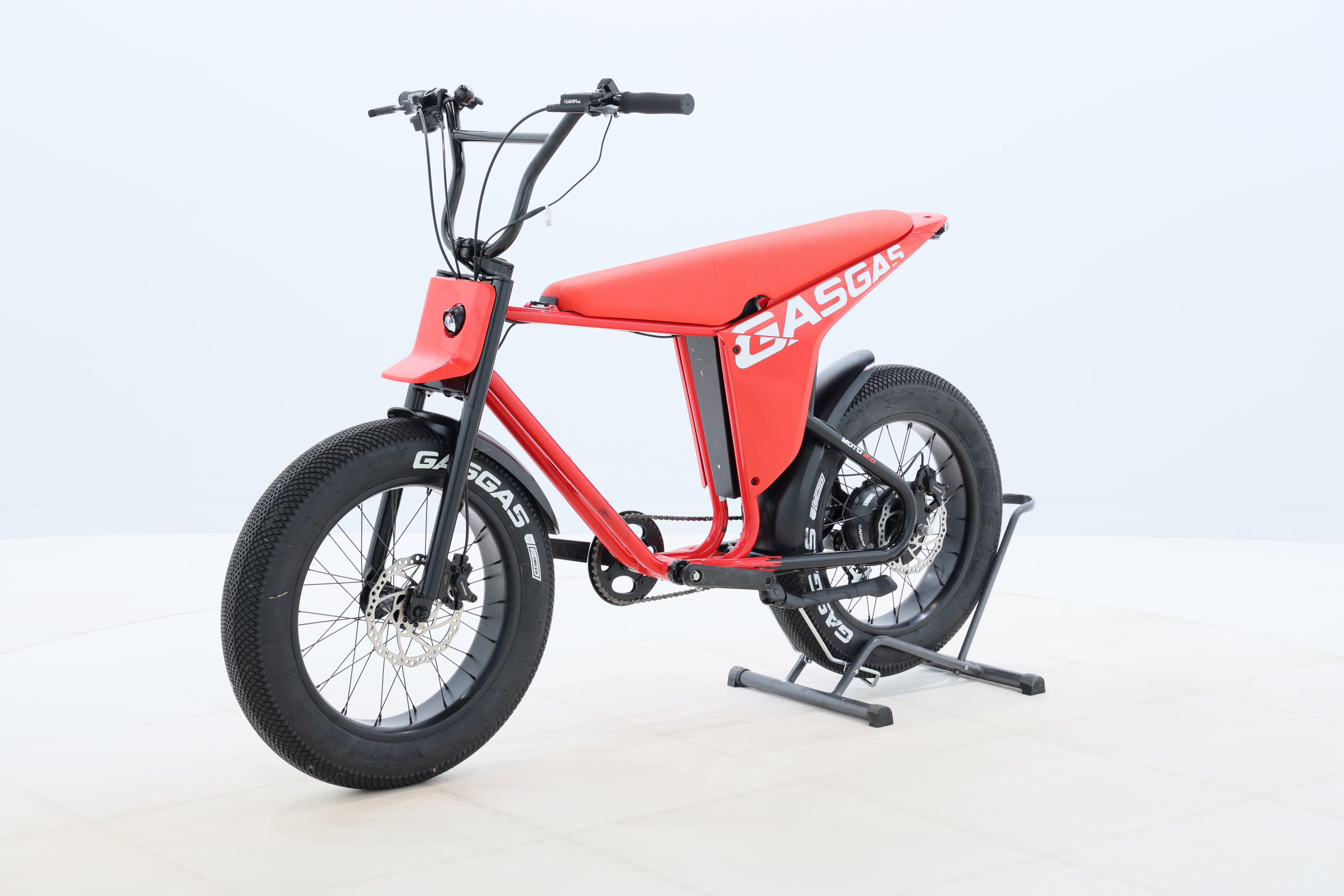 14382eb4-c3ca-45cf-aea5-4aeab238e963