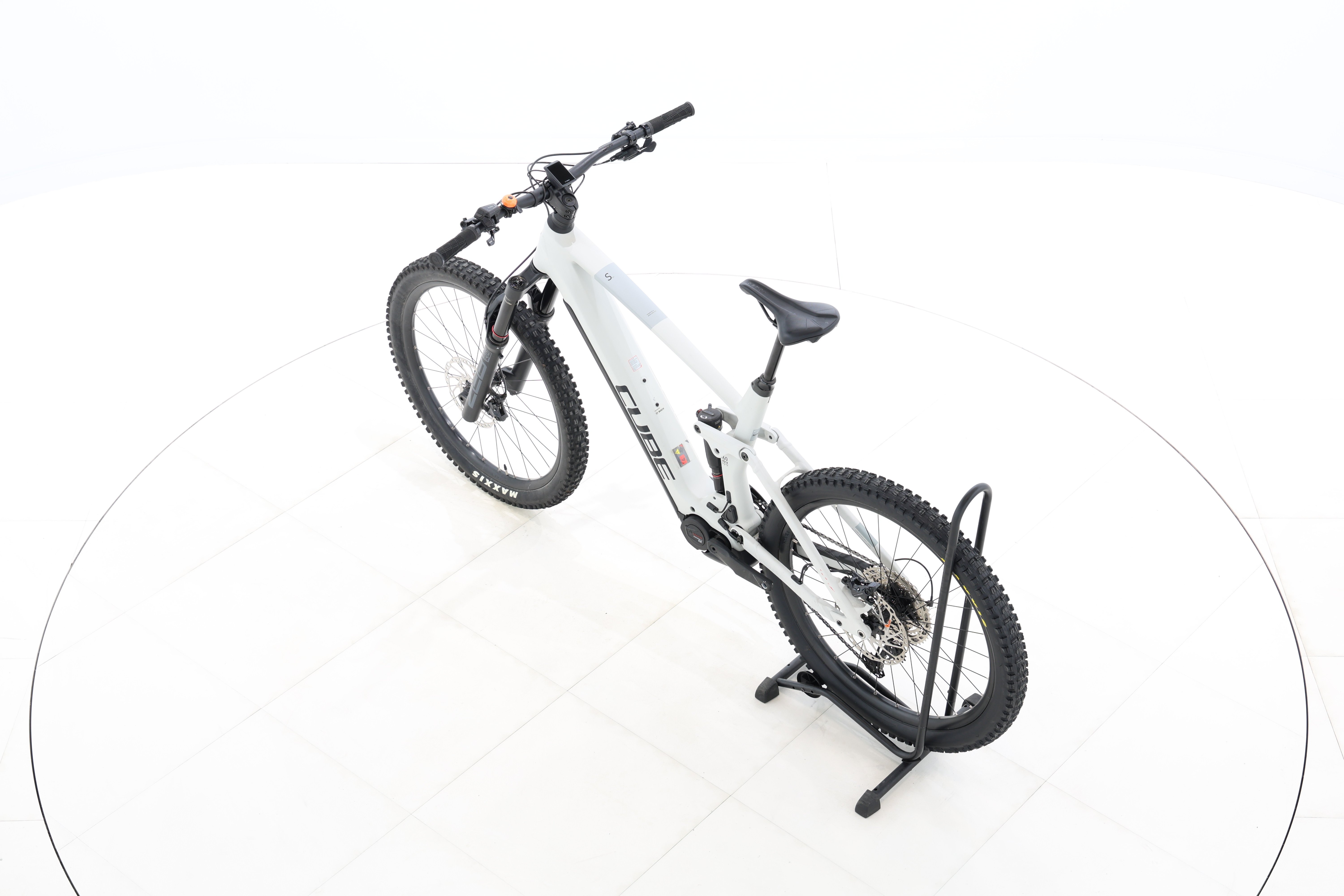 afd611f8-e37e-4122-875c-13db19a26a5a