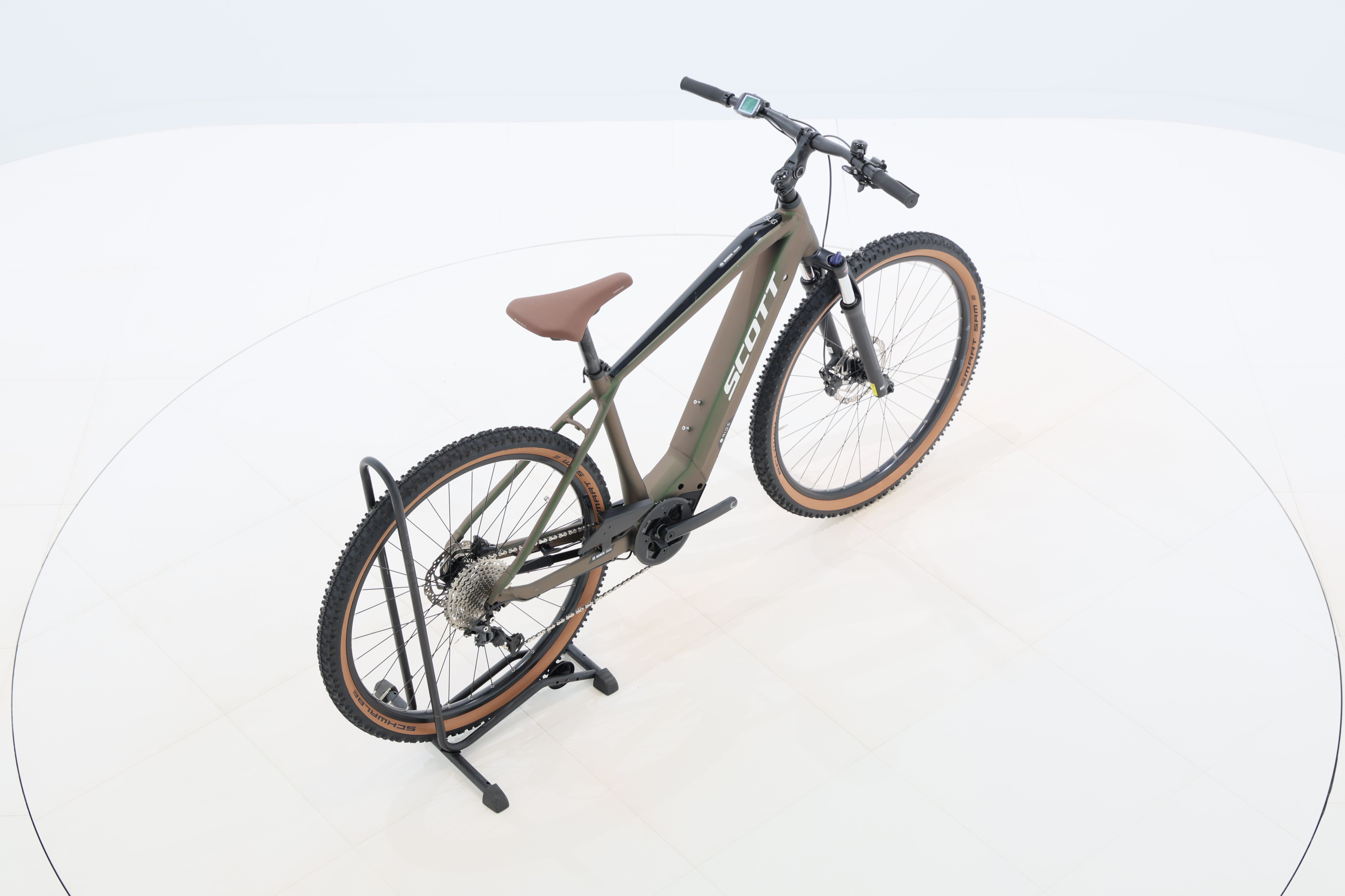 ce8403f2-a500-4fbe-8f16-59a1881d2e42