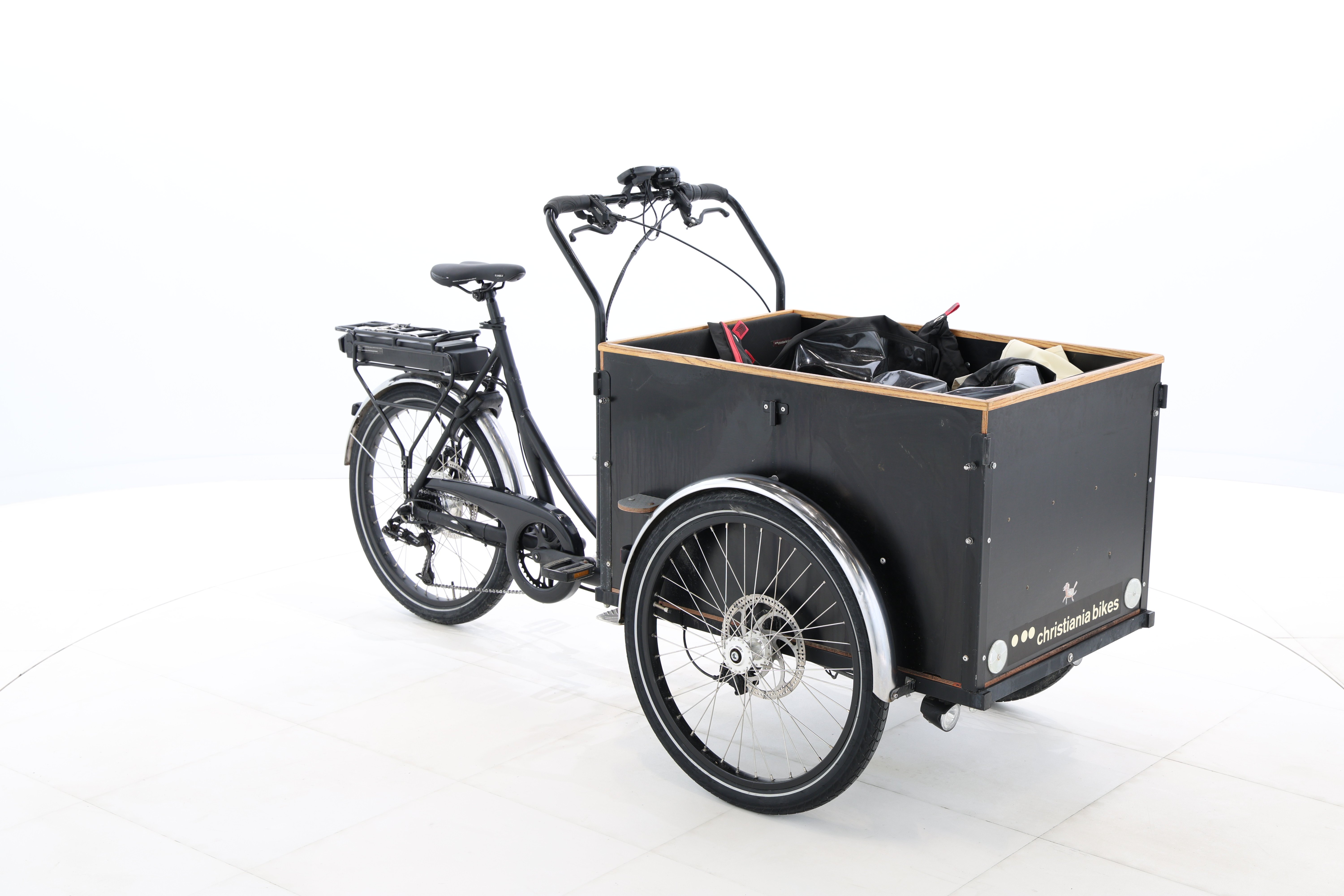 74752428-f3b1-4010-bee9-a2be63158de7