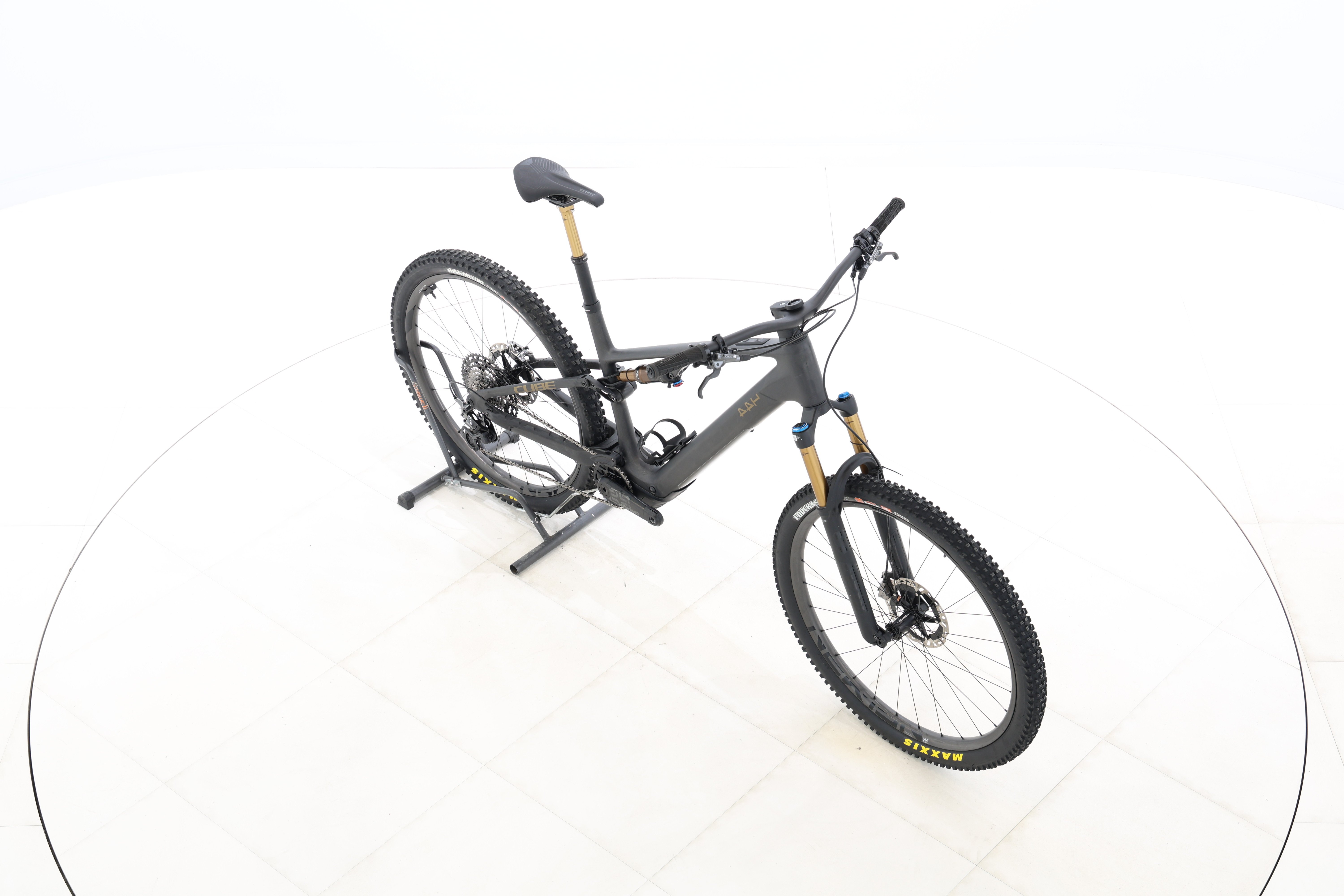 6bdac78b-0f44-4901-9109-e7abf123ad17