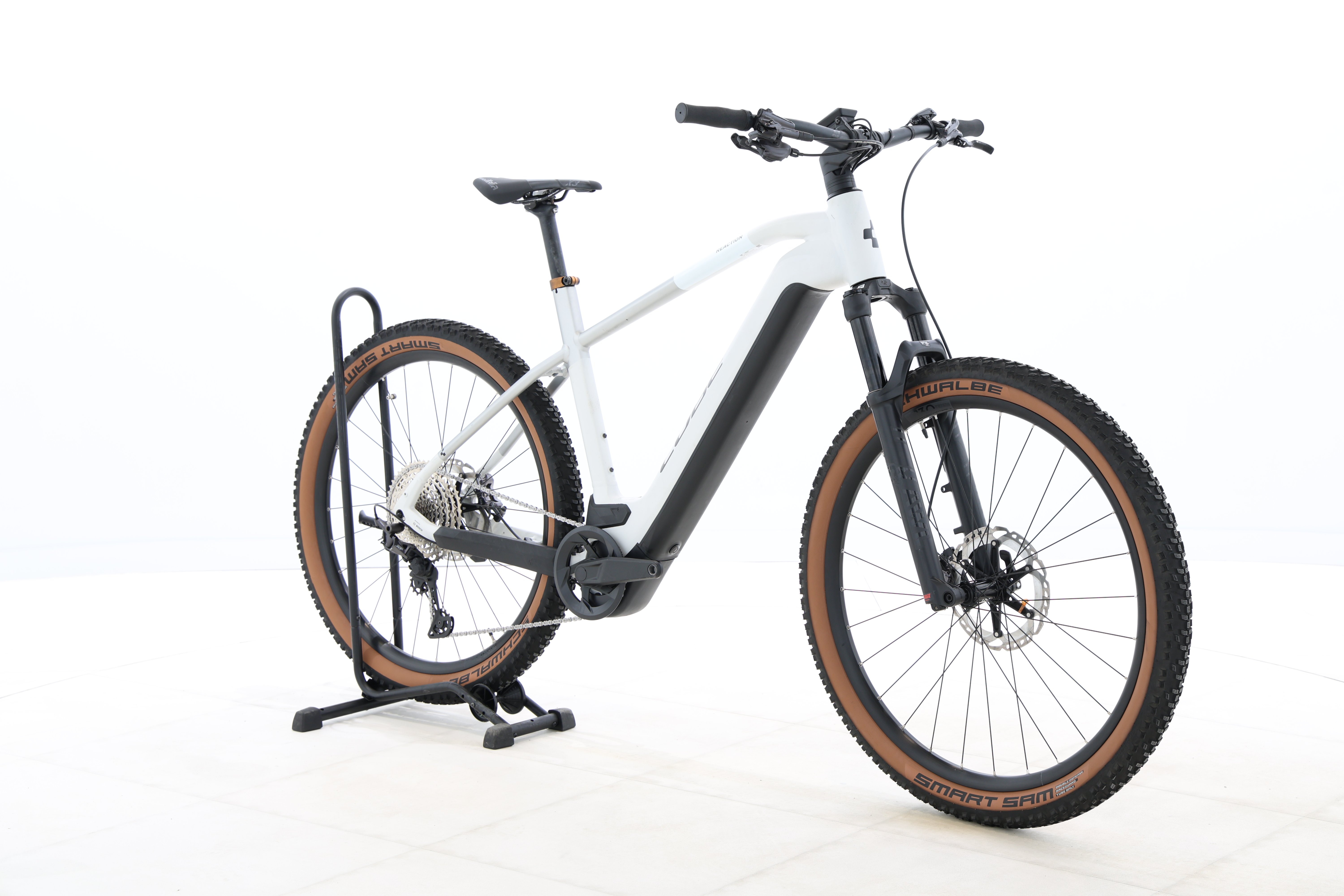 4d16034e-845b-4464-9ac8-71386a934845