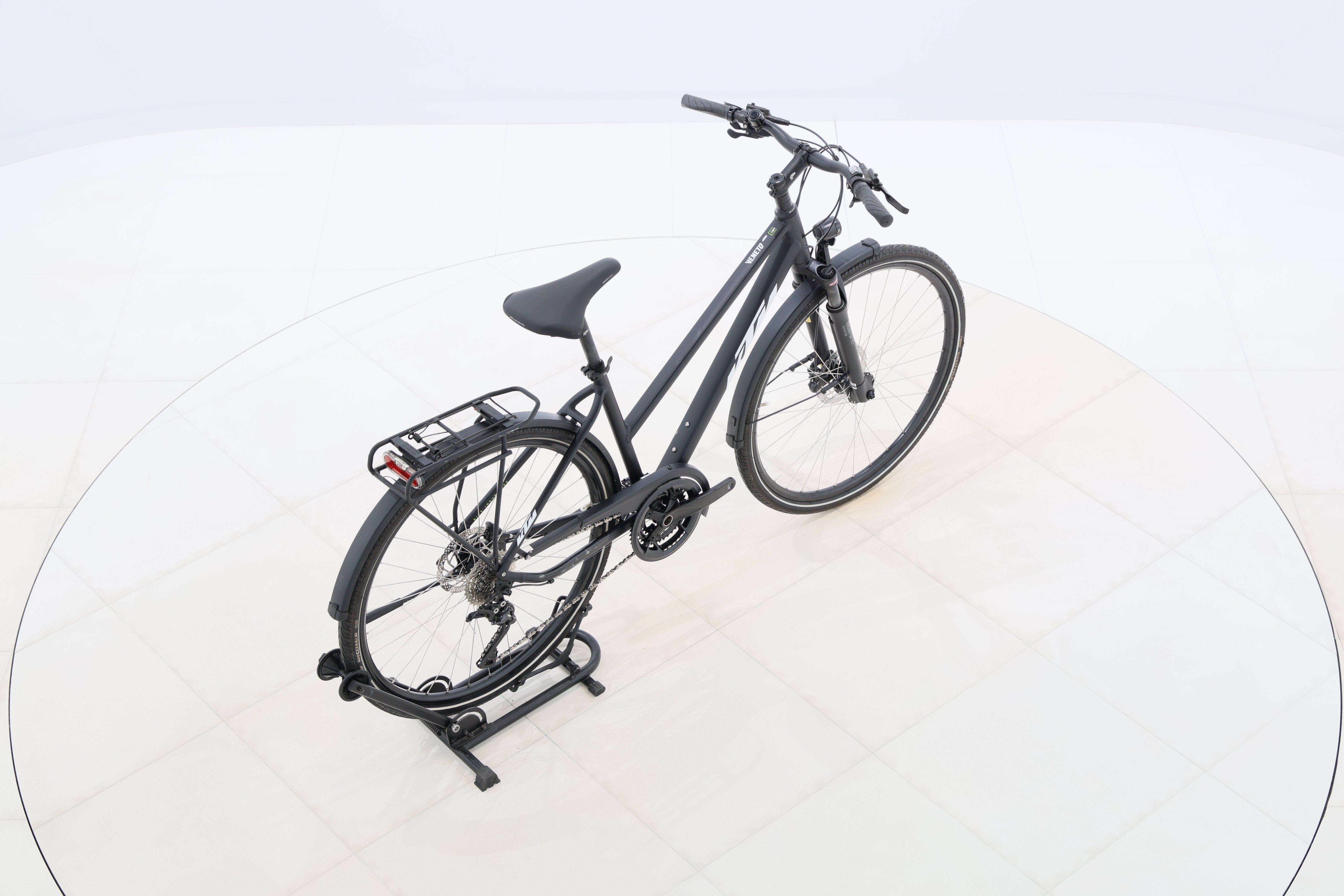 d30a0055-f723-46e1-8310-bf298216fcdf