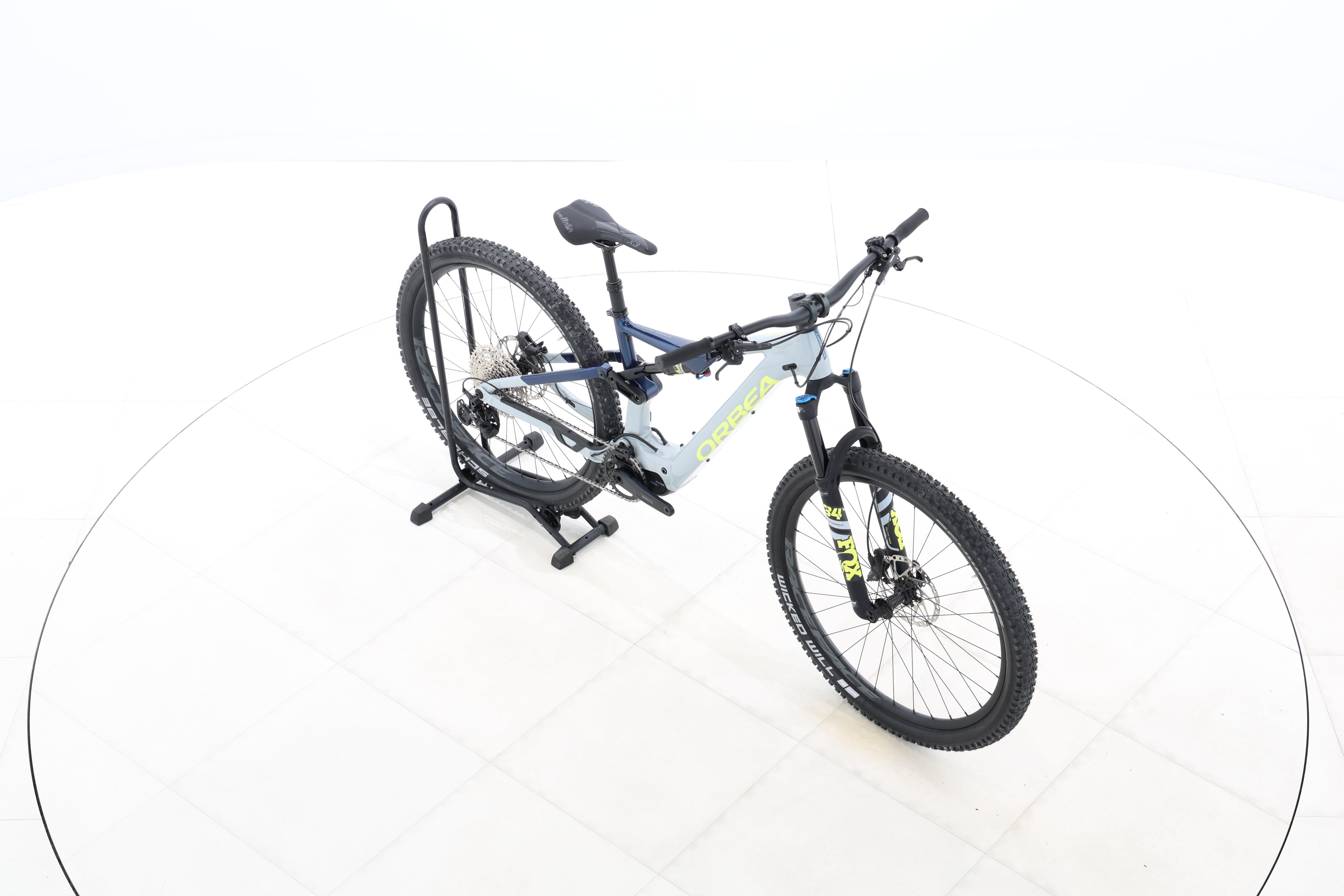 d46c428a-15a2-4217-9d75-66b157055e57