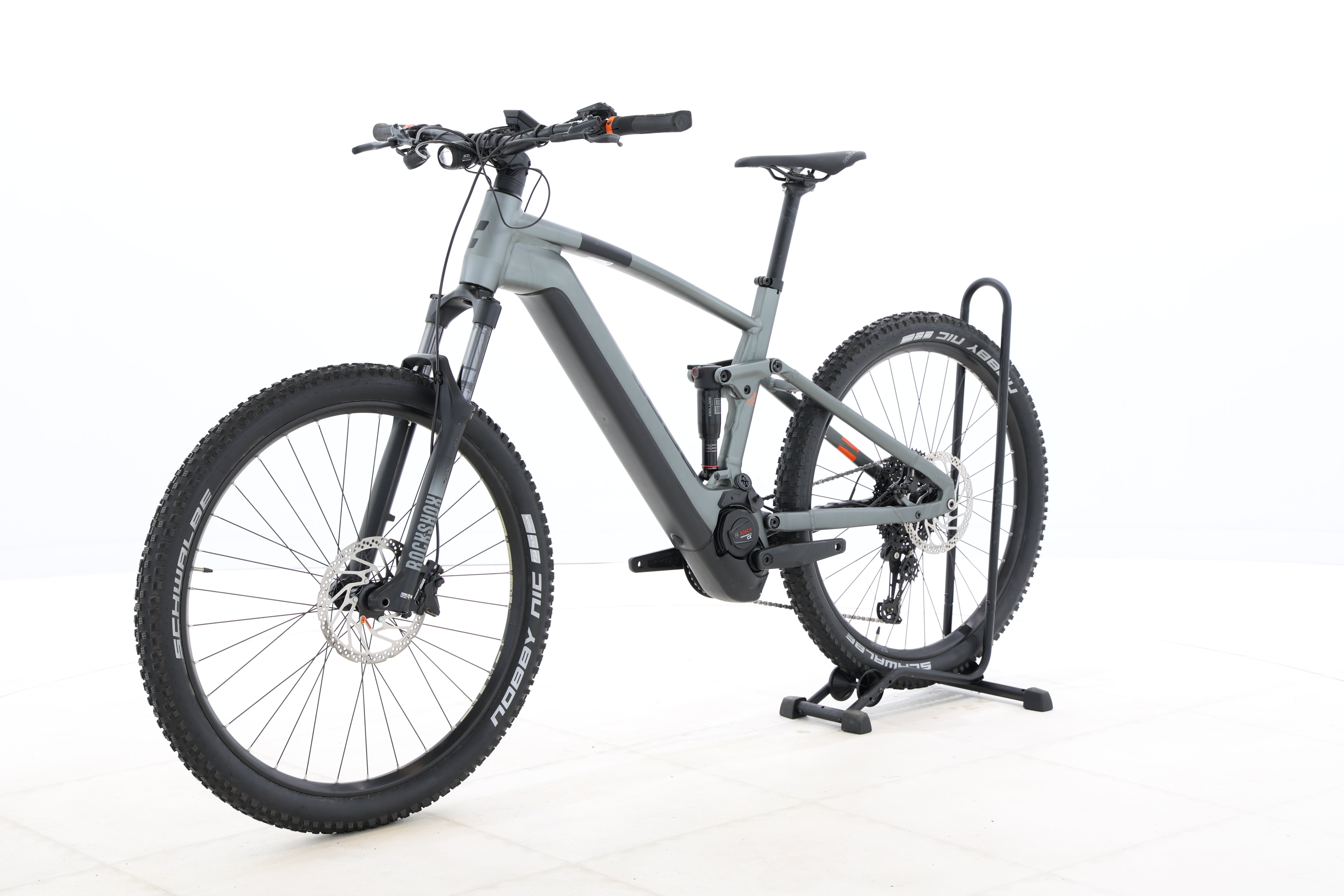 84ffb4d6-d686-4589-961d-16e39c7d026e