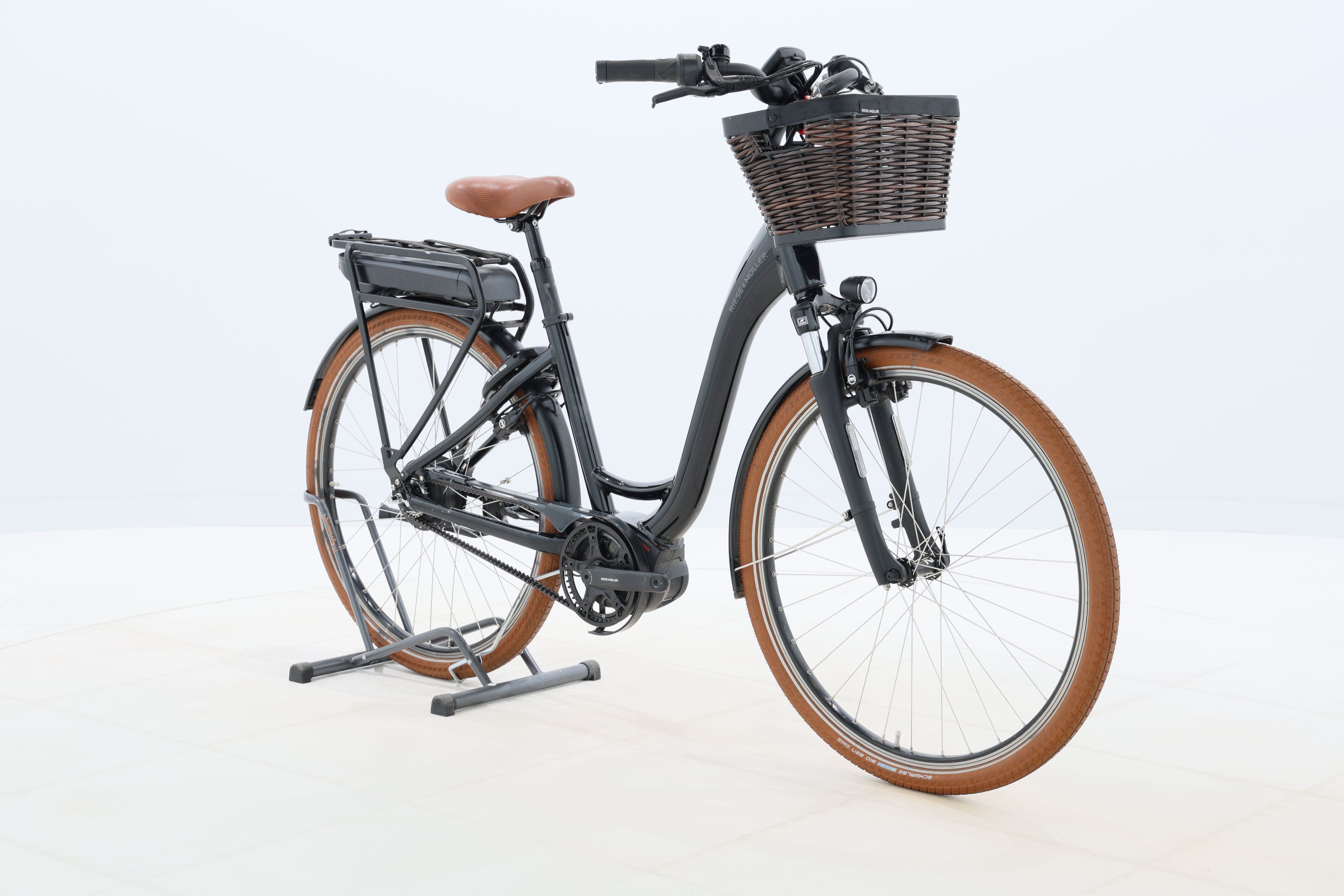 4051f4ab-ad94-4261-aeea-d08100409d0d