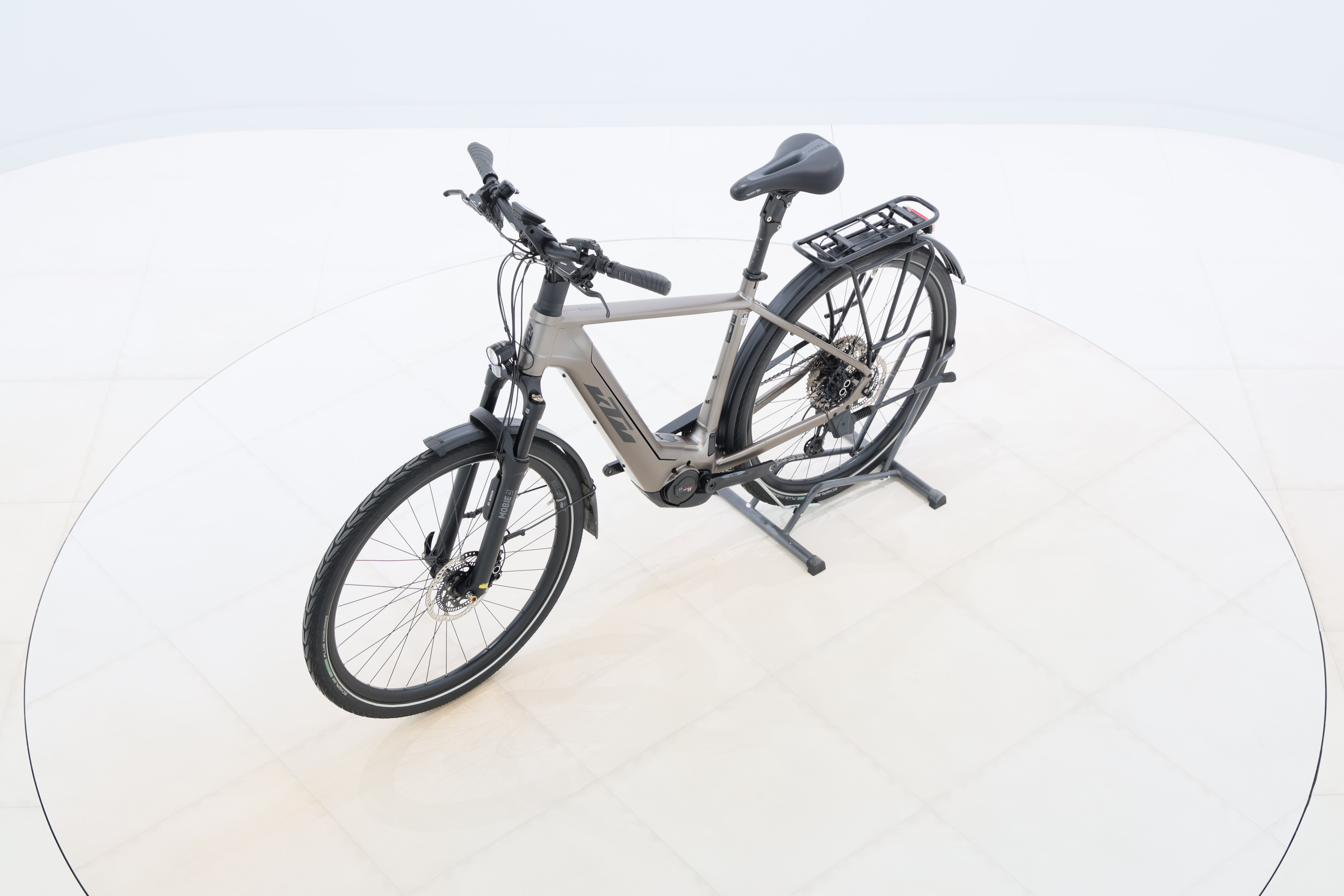 d06f5387-2d01-48c3-a692-42cc3fcf3a7e