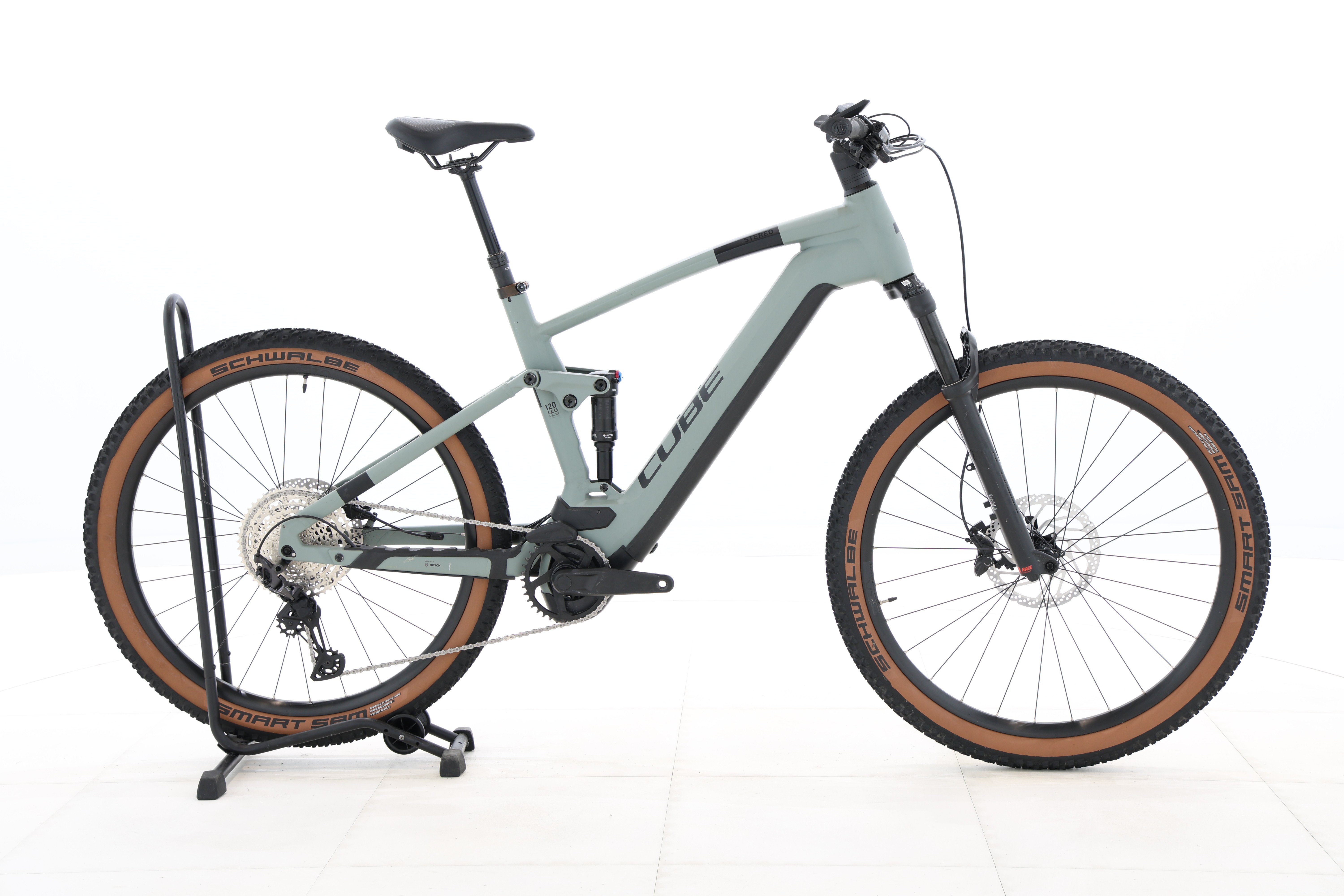 094e1546-f06c-442d-9c77-b5d094dccd91