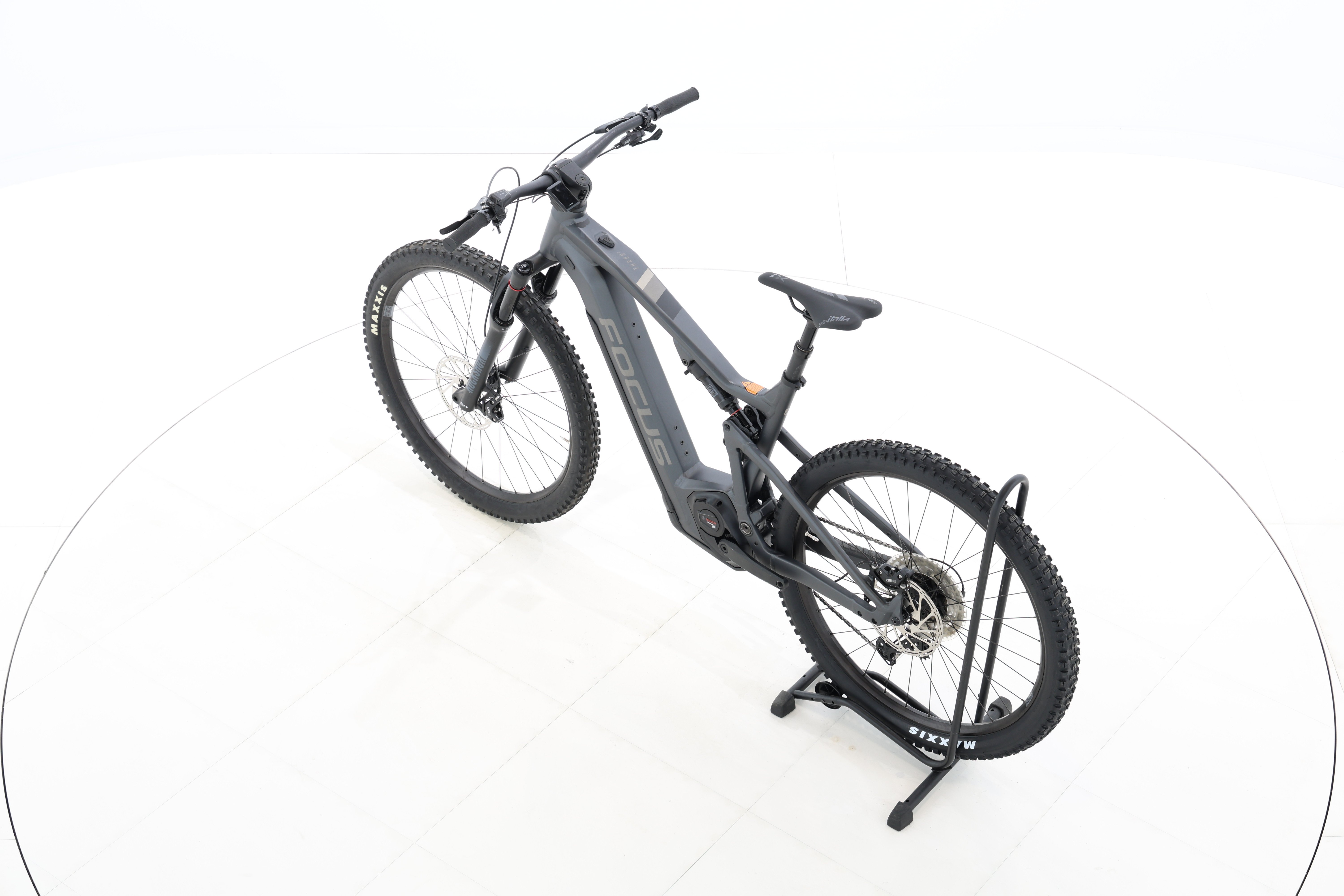 84d9cdd3-f045-4aaf-aabb-e708d56ff699