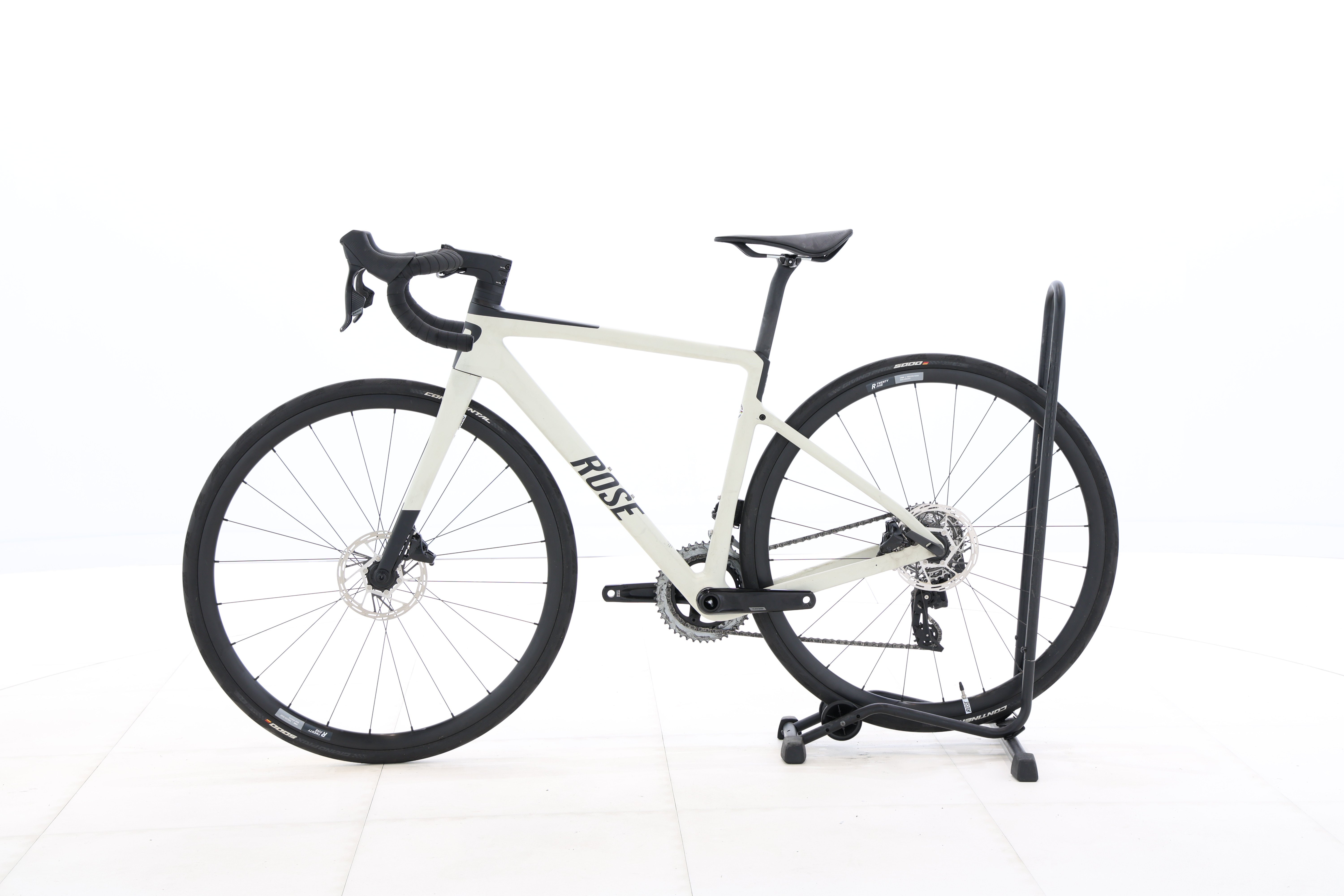 d8059127-4d83-4e7b-bc2e-53ba25d8e8db