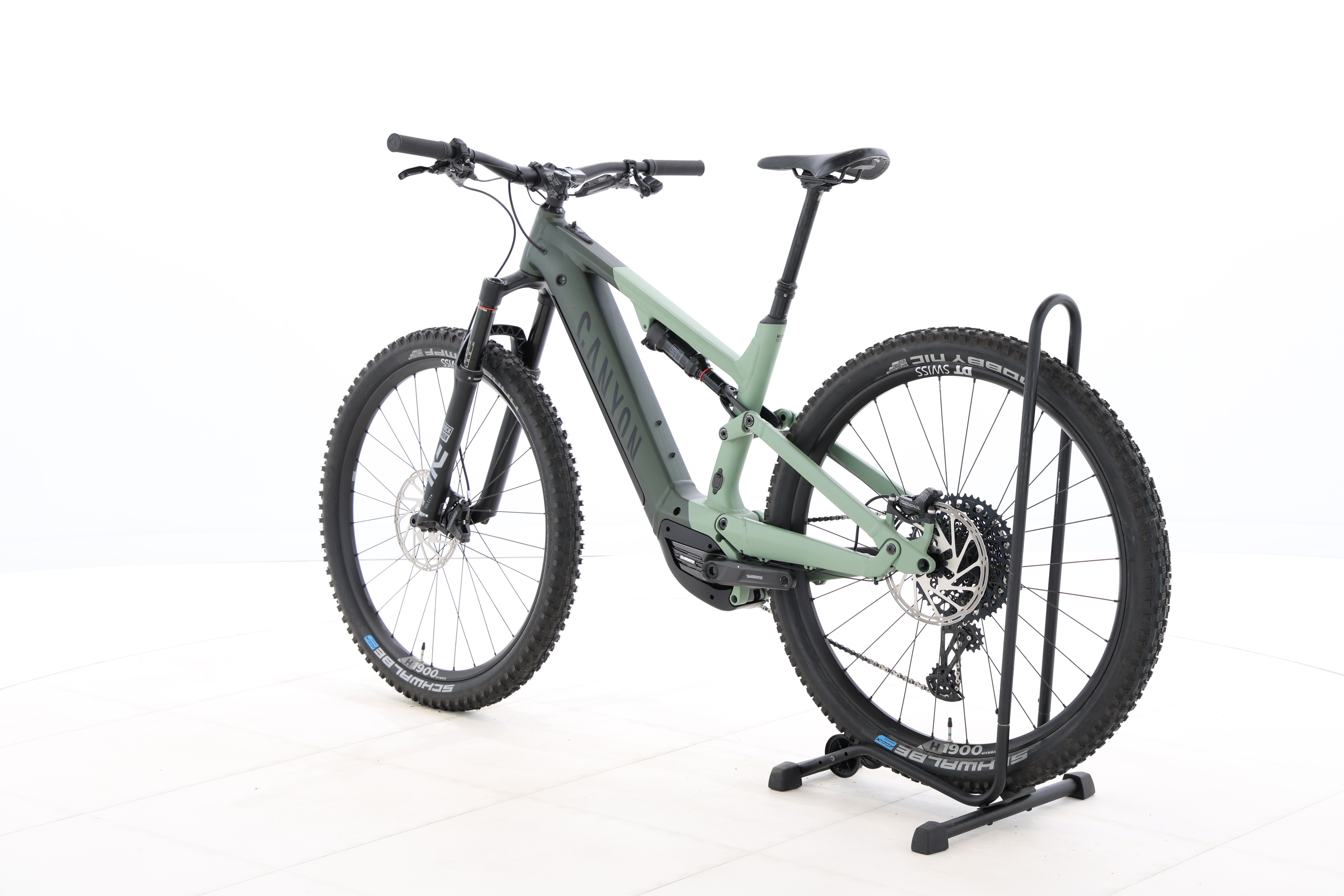 fc4f5267-d21d-46a7-a7f7-54a7f024e8c8