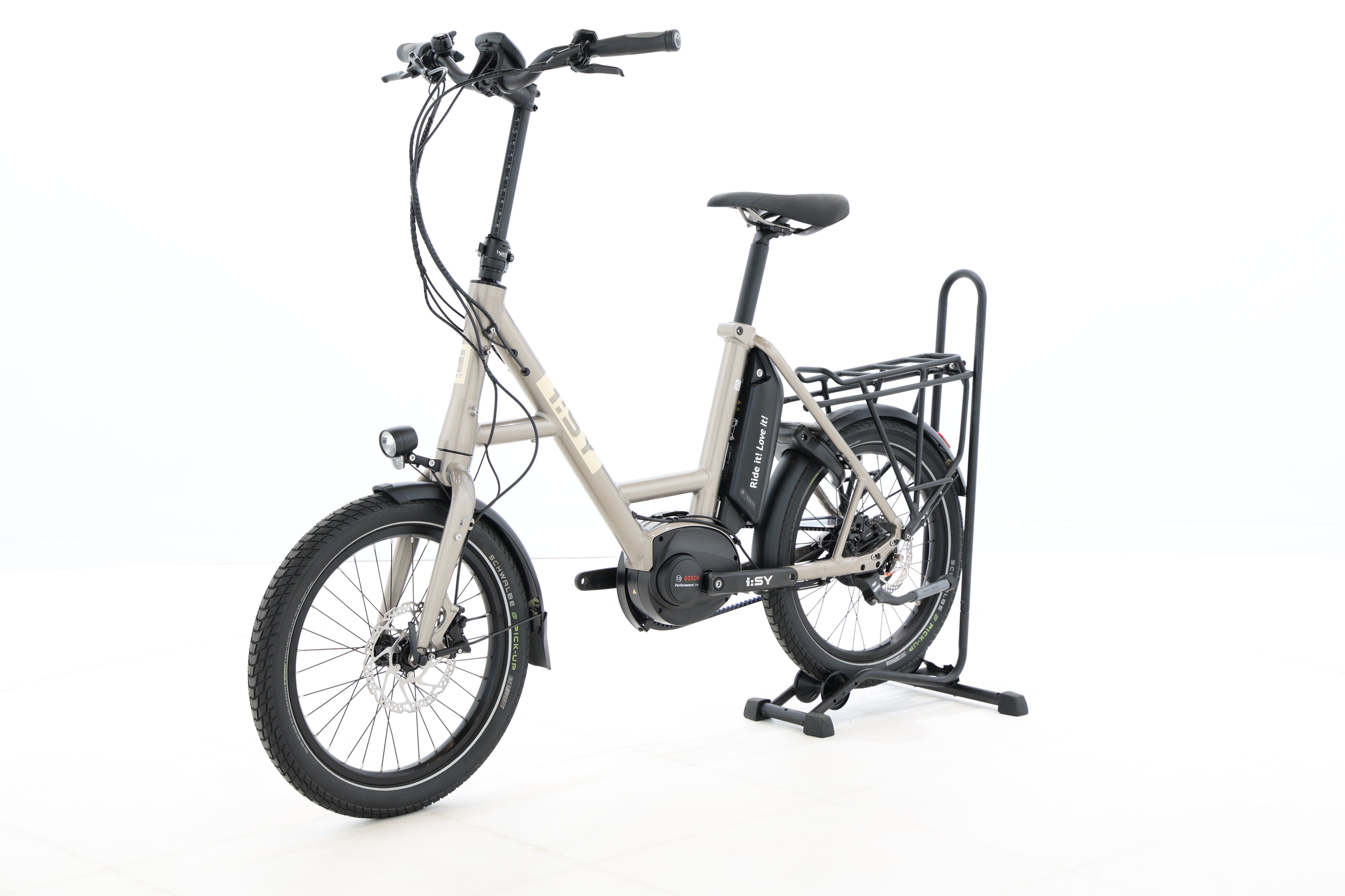 e887fdd4-1bf2-4dc7-a77e-c69f61adfbee