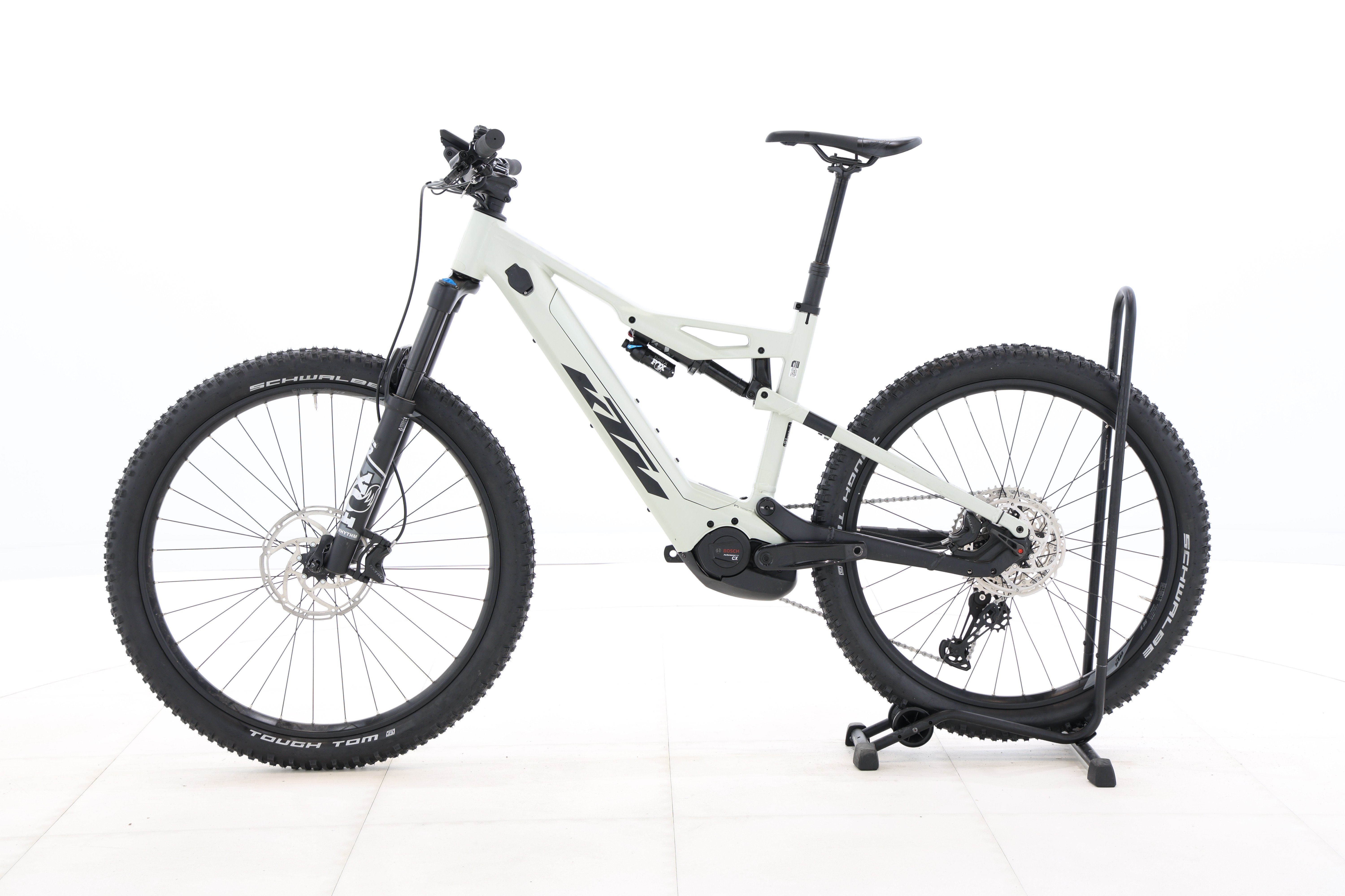 8f04efff-050c-4f71-ae96-8973756a0d4d