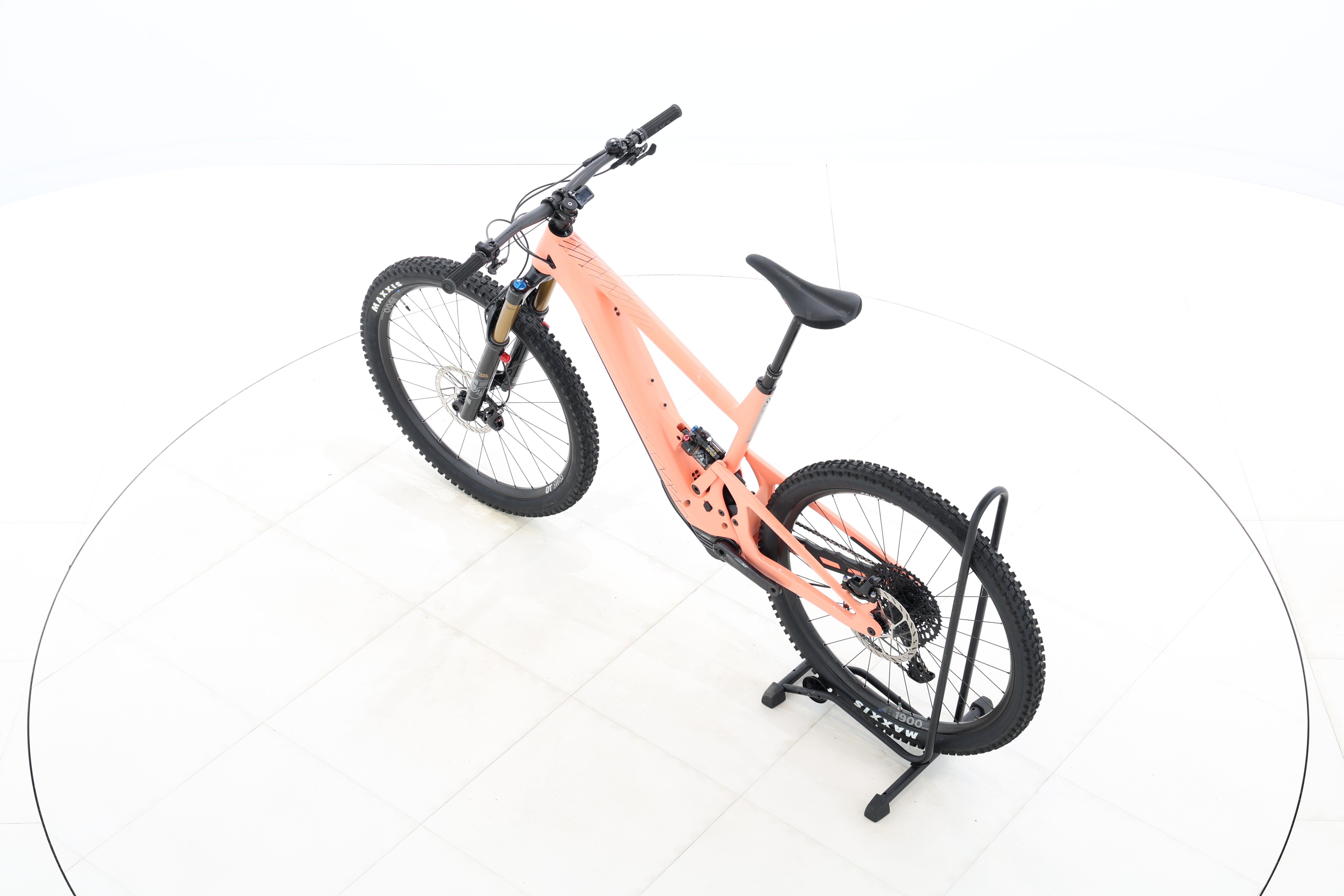 75e40a2f-c791-4a8d-a32a-1b7408fef942