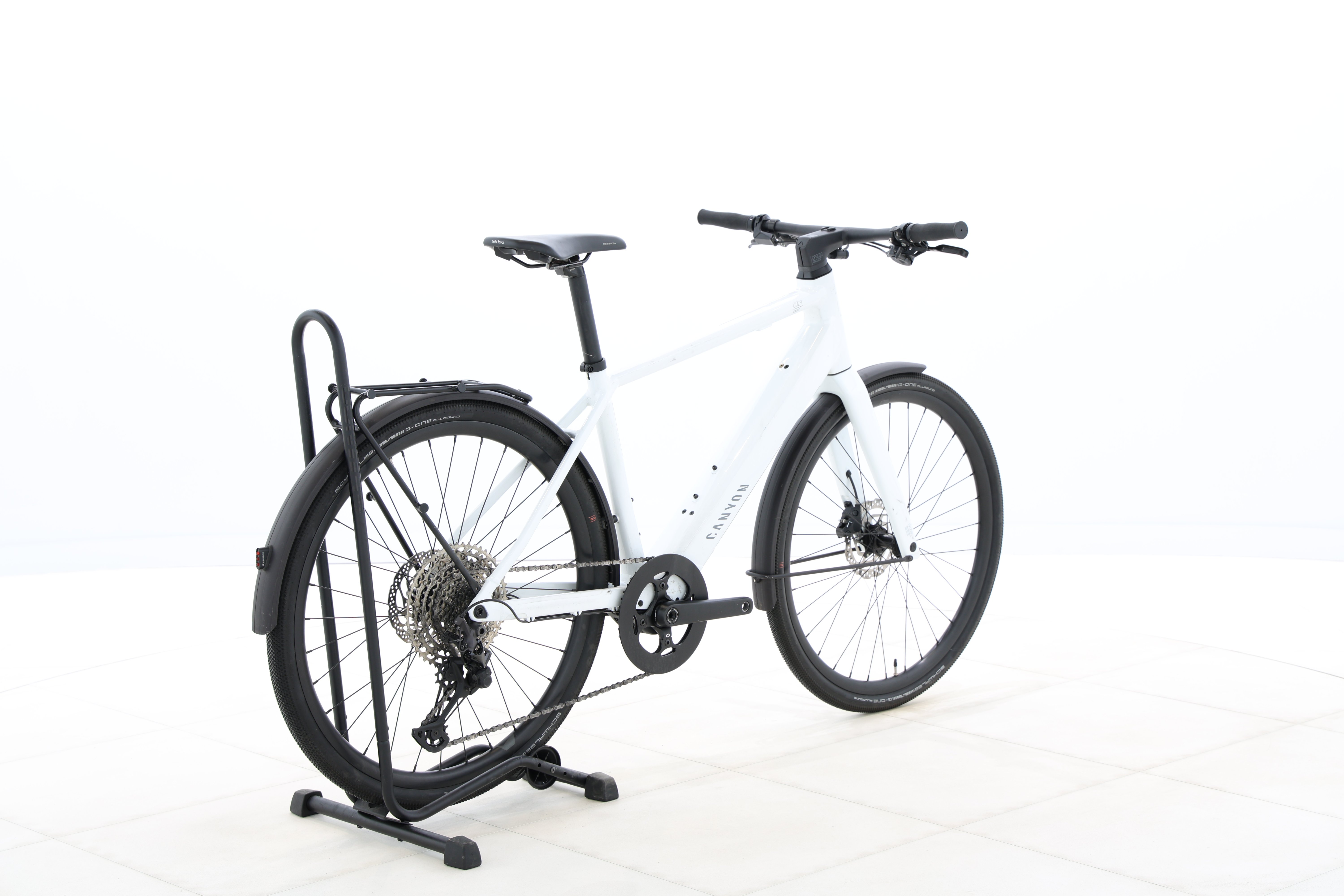 5b64d073-aead-43e9-b287-33fb5c9087c2