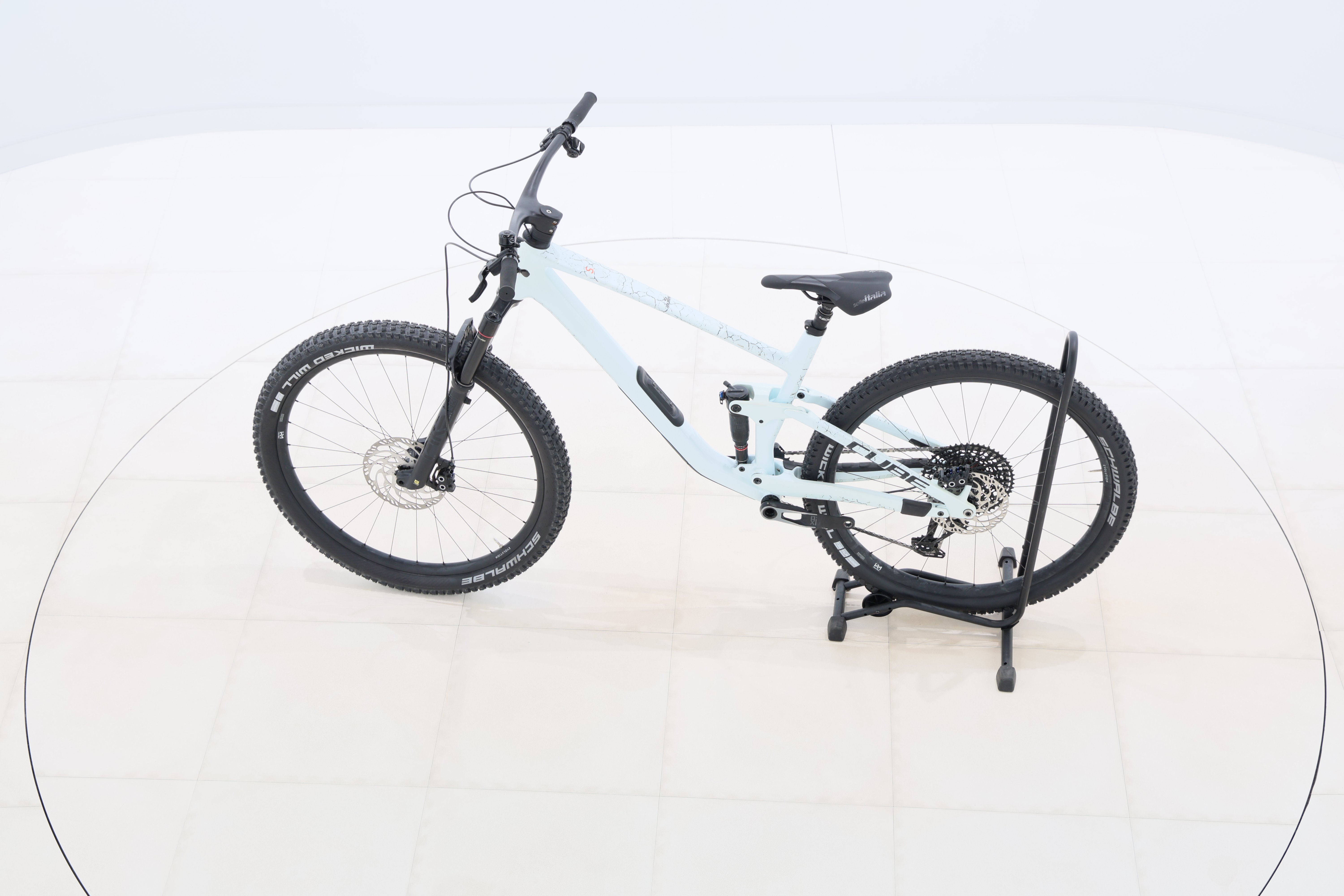 8051a231-c80b-41d2-9d2b-7ebc529e018b