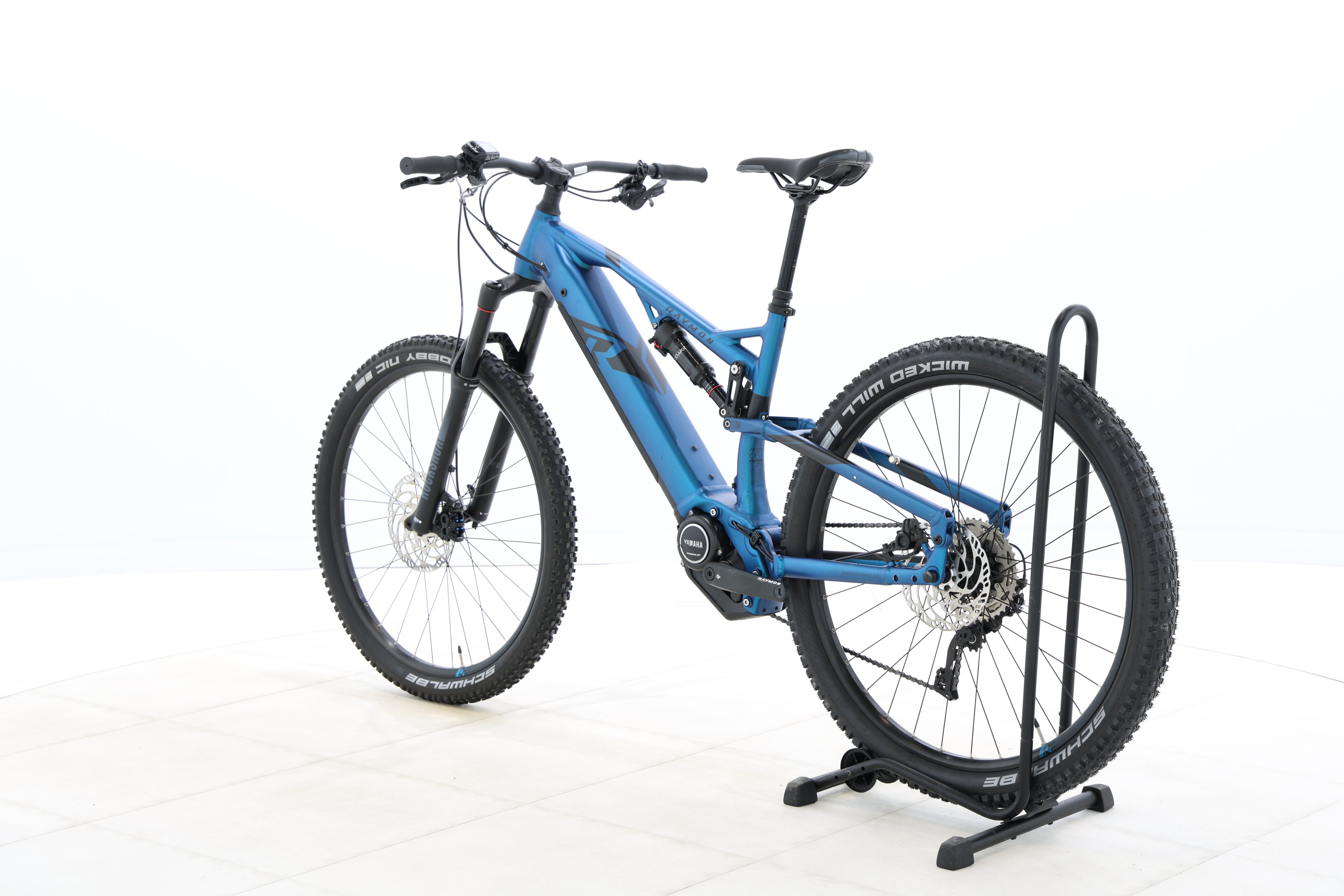 9332d509-2353-42f4-9a80-0a2d1264d04f