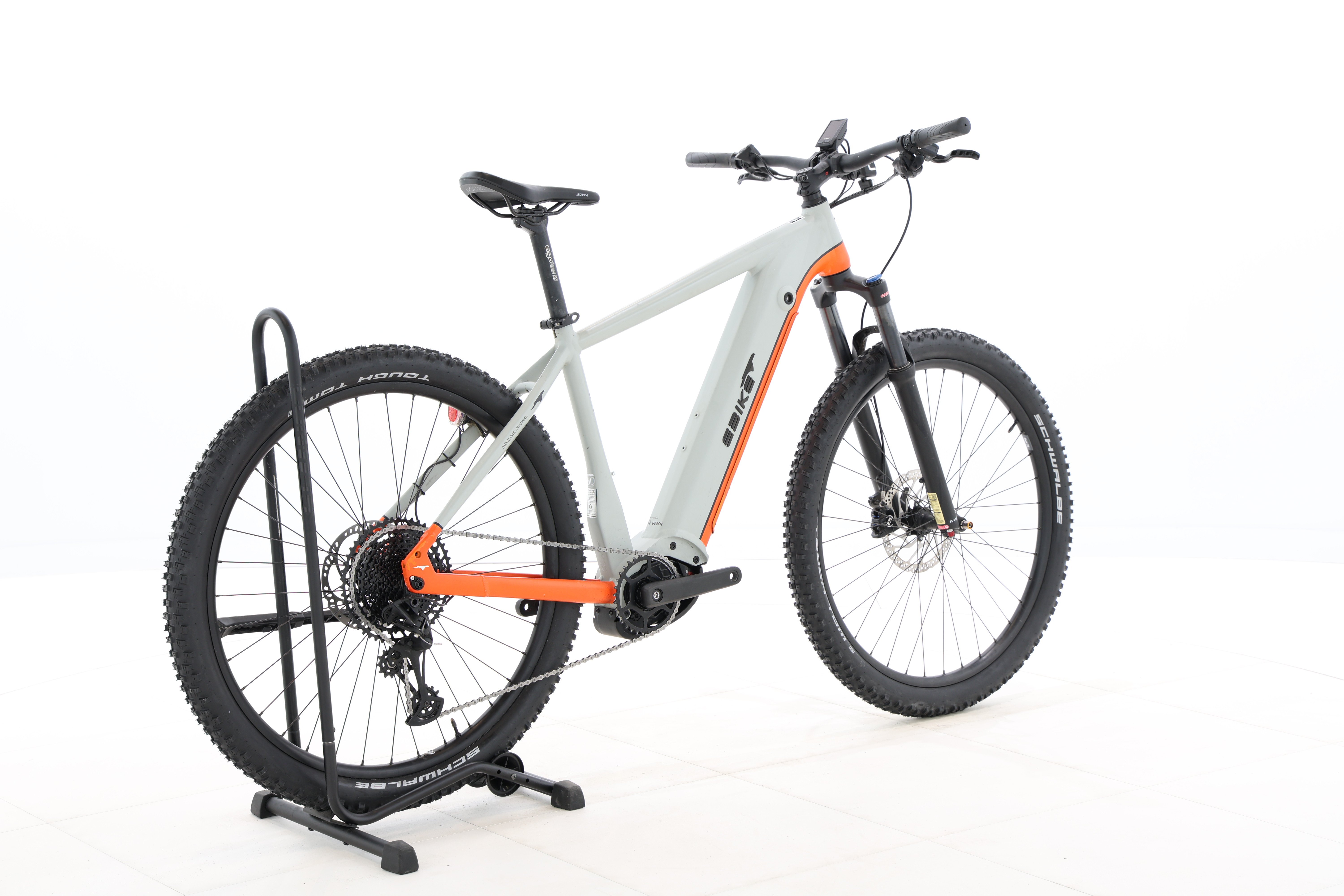 86cfdd04-7303-4911-950a-572e55e84489