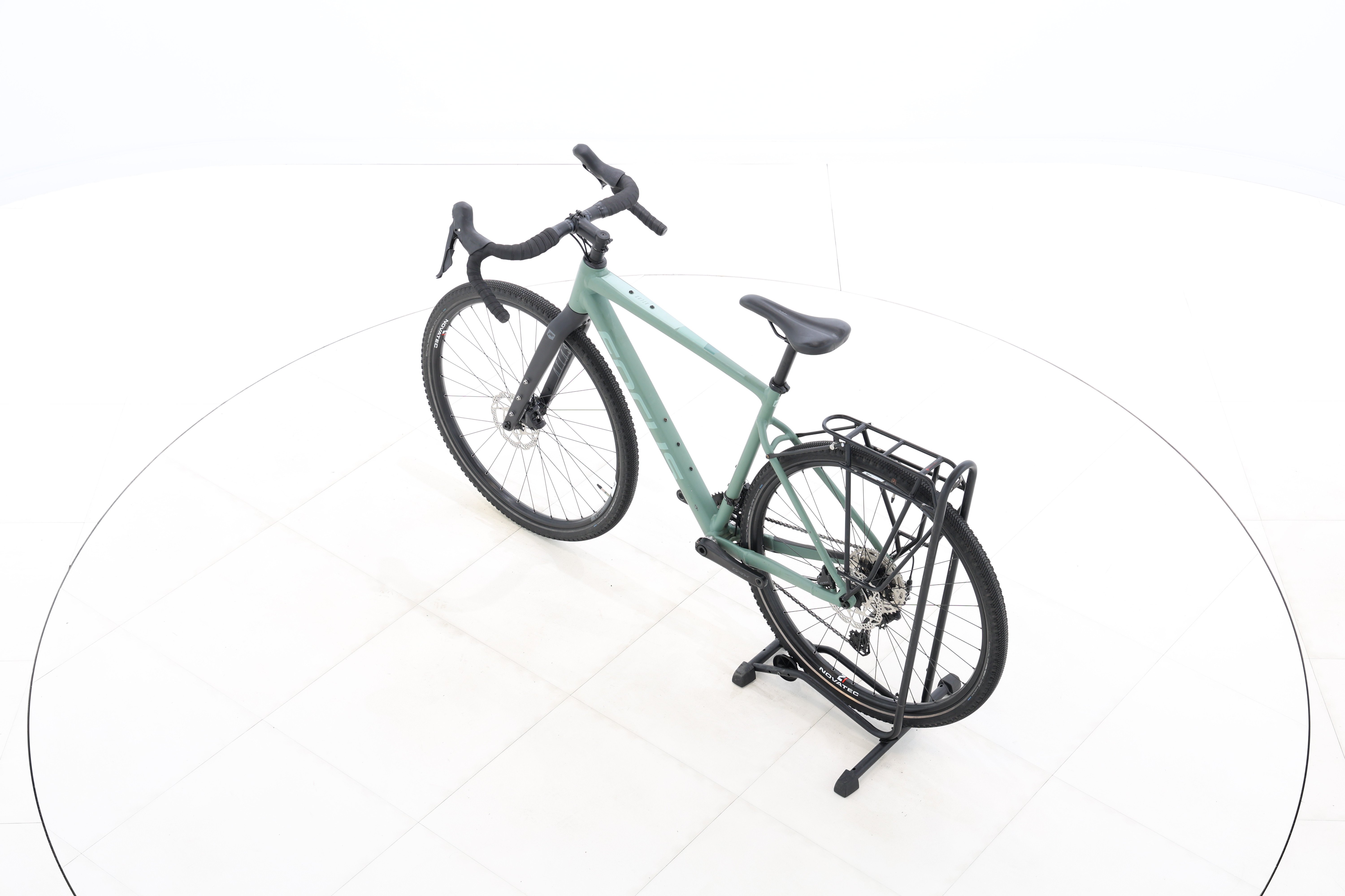 83b170a8-124a-49c1-bbe7-9949c86a3896