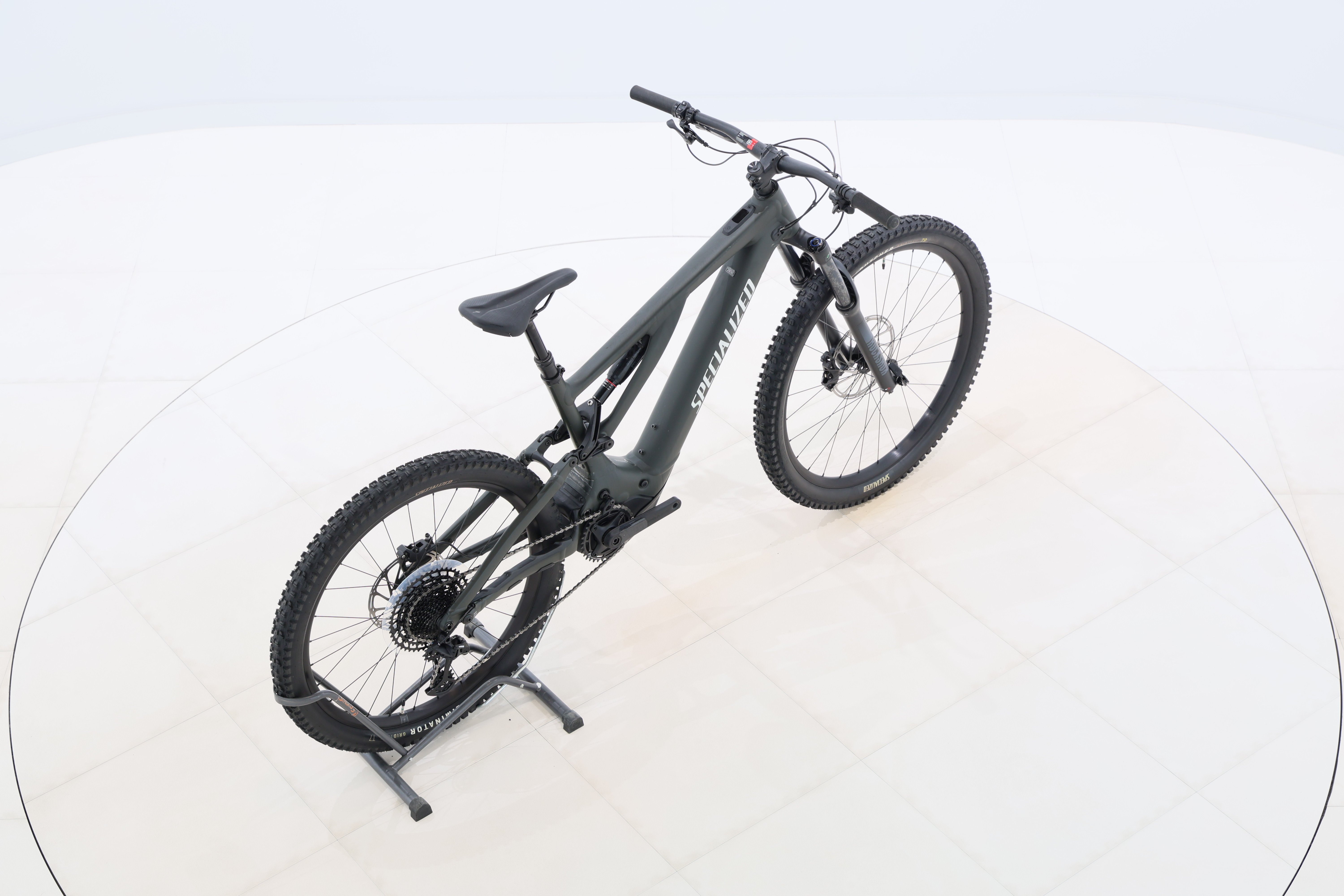 fc3106af-b03d-4dcd-9003-f3eff80220e0