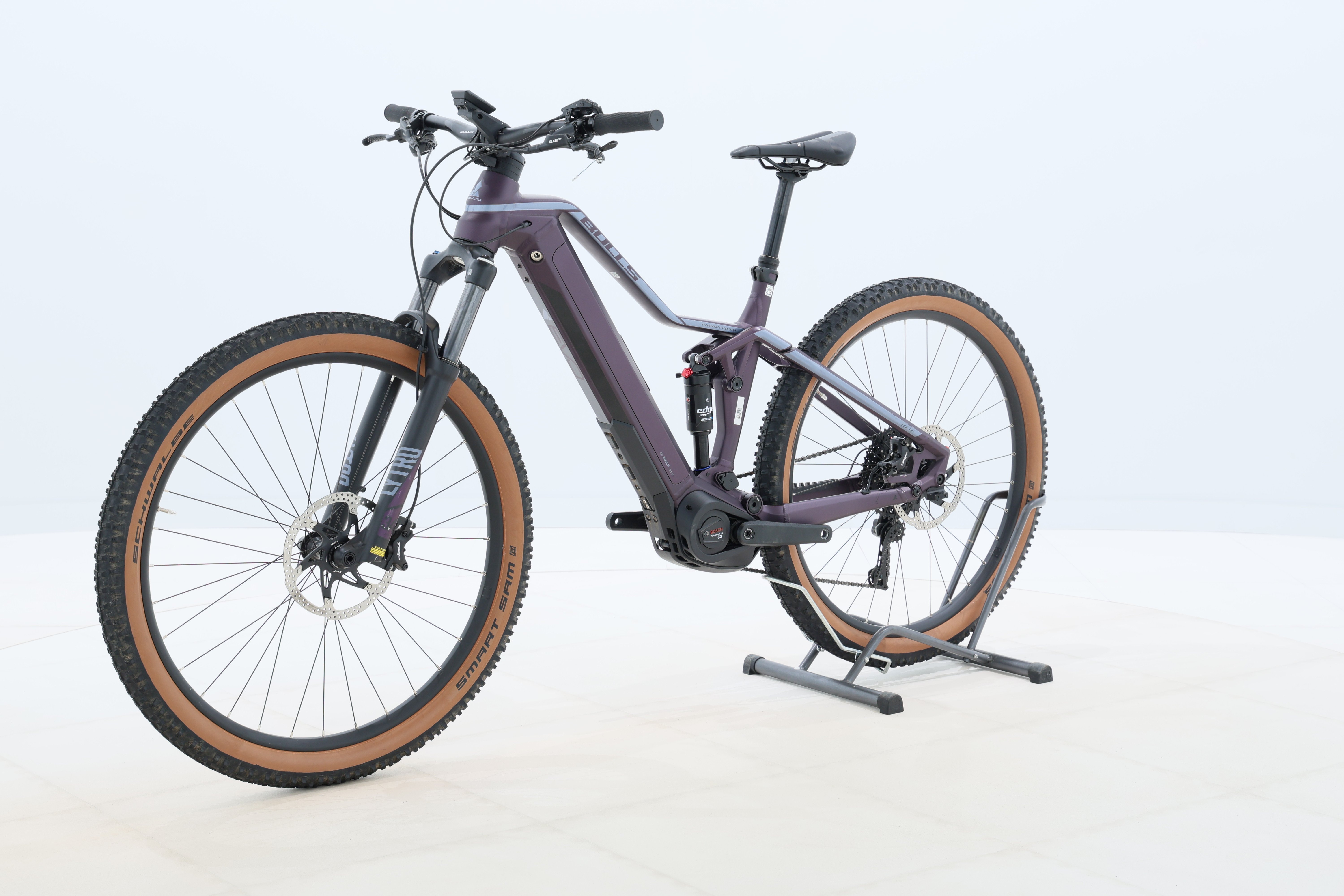 f915f17e-ee43-45a5-9c86-0732335b23c9