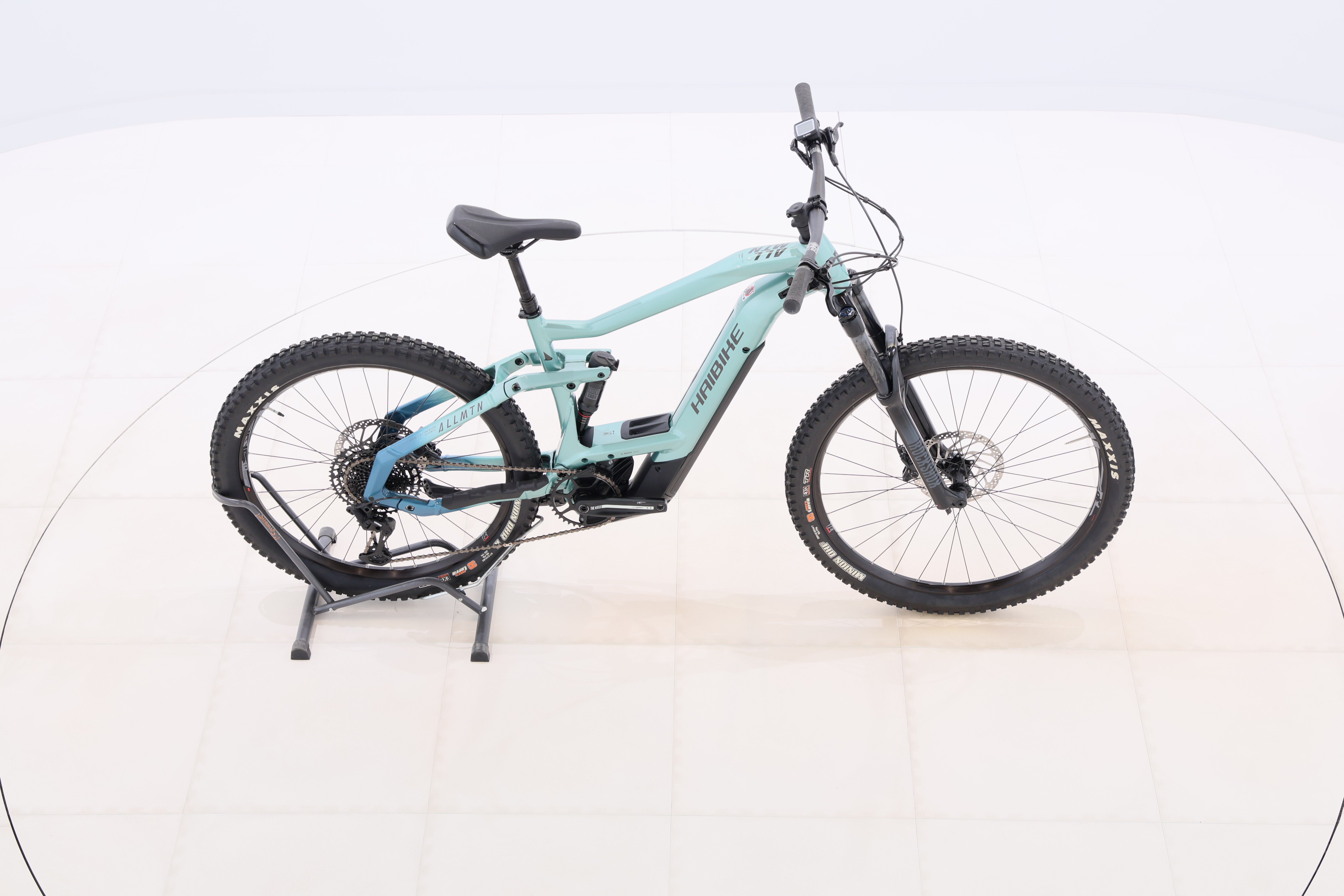 949efcb8-62bb-402d-bd1d-f4c40e20b1c9