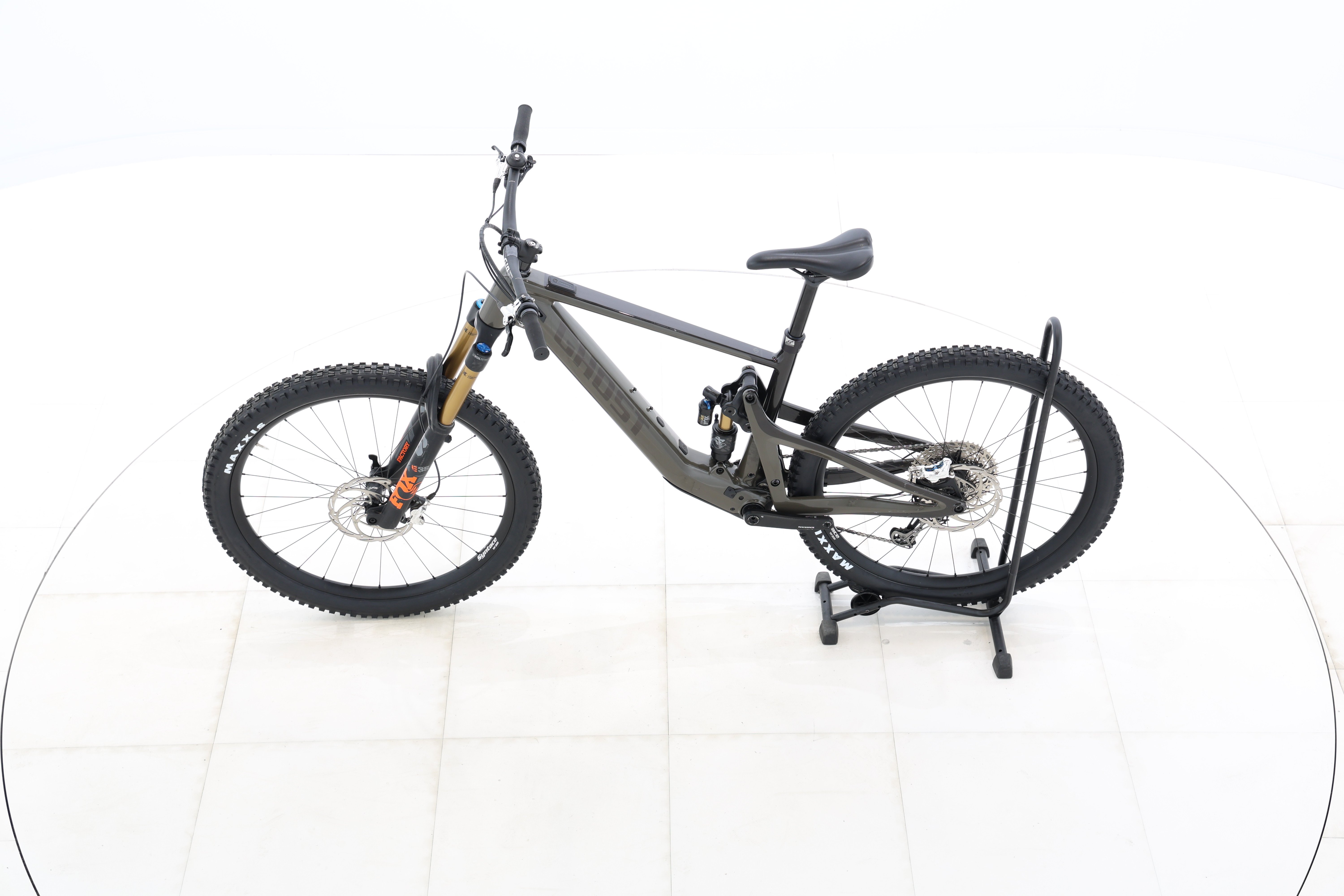 528d818a-4112-4f80-aa83-17cf6d84f7c1