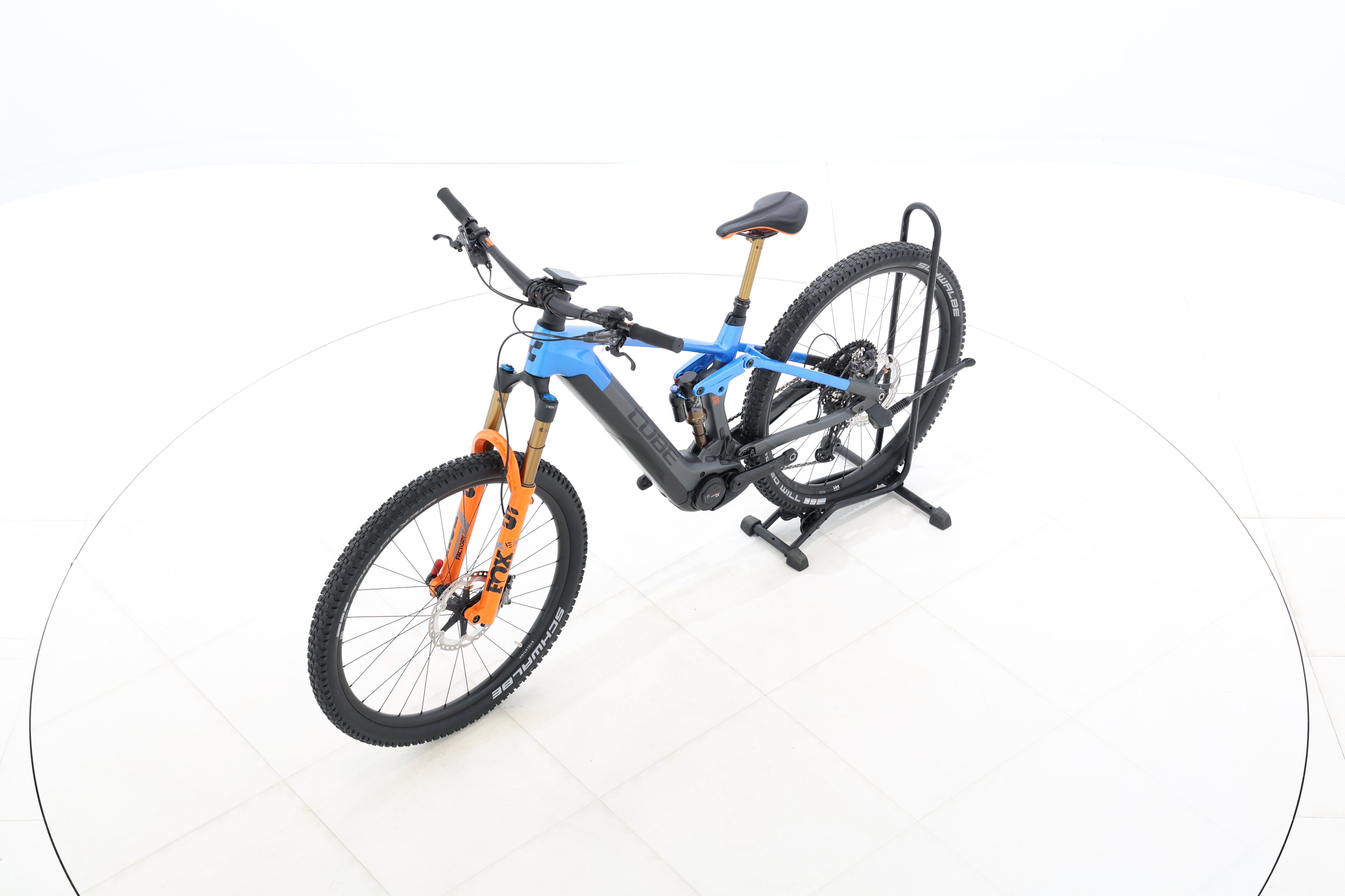 a9becfa7-e7ea-4280-8435-2f9e886a4675