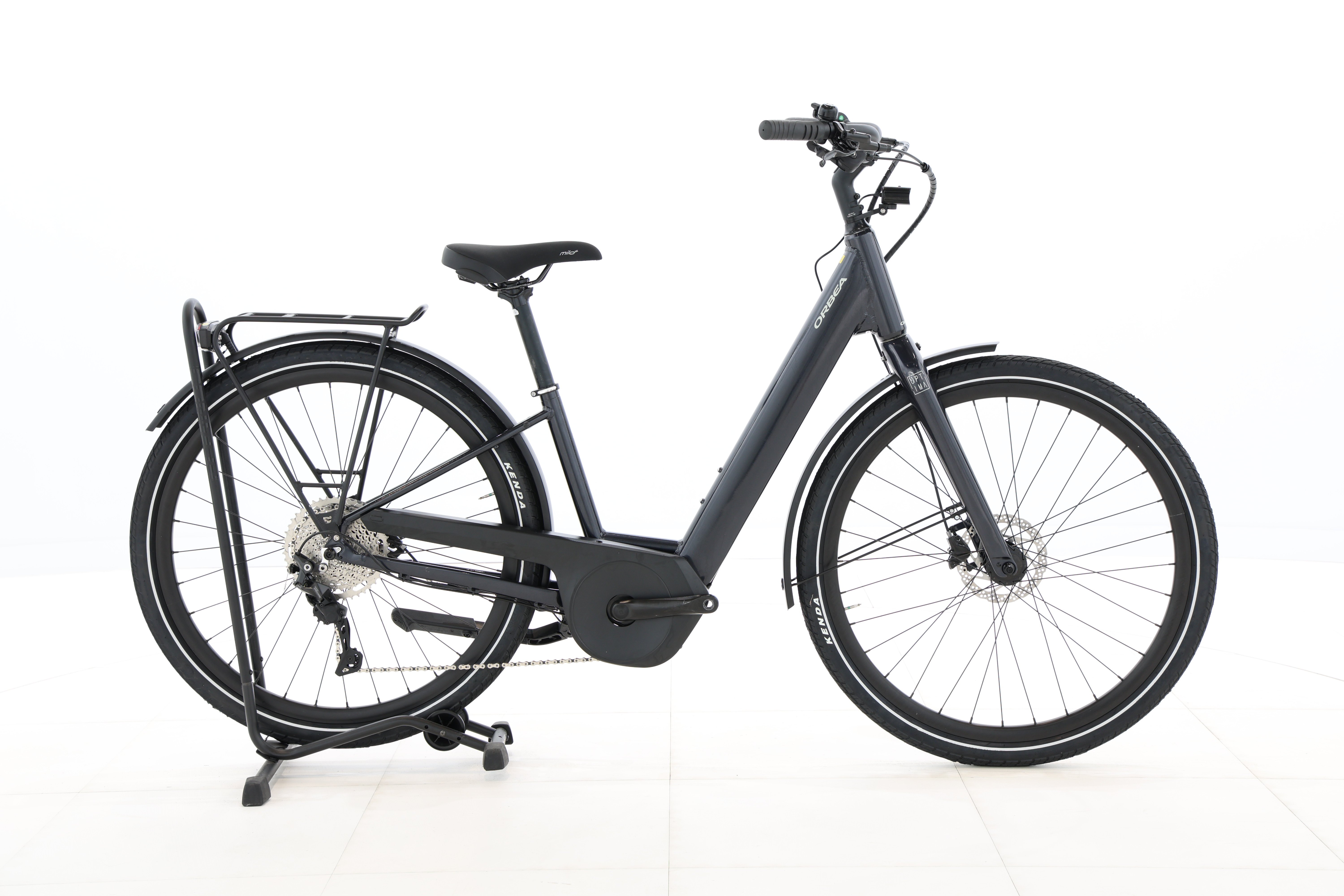 28d44460-ffc6-489e-ae54-ae31fd25d14b