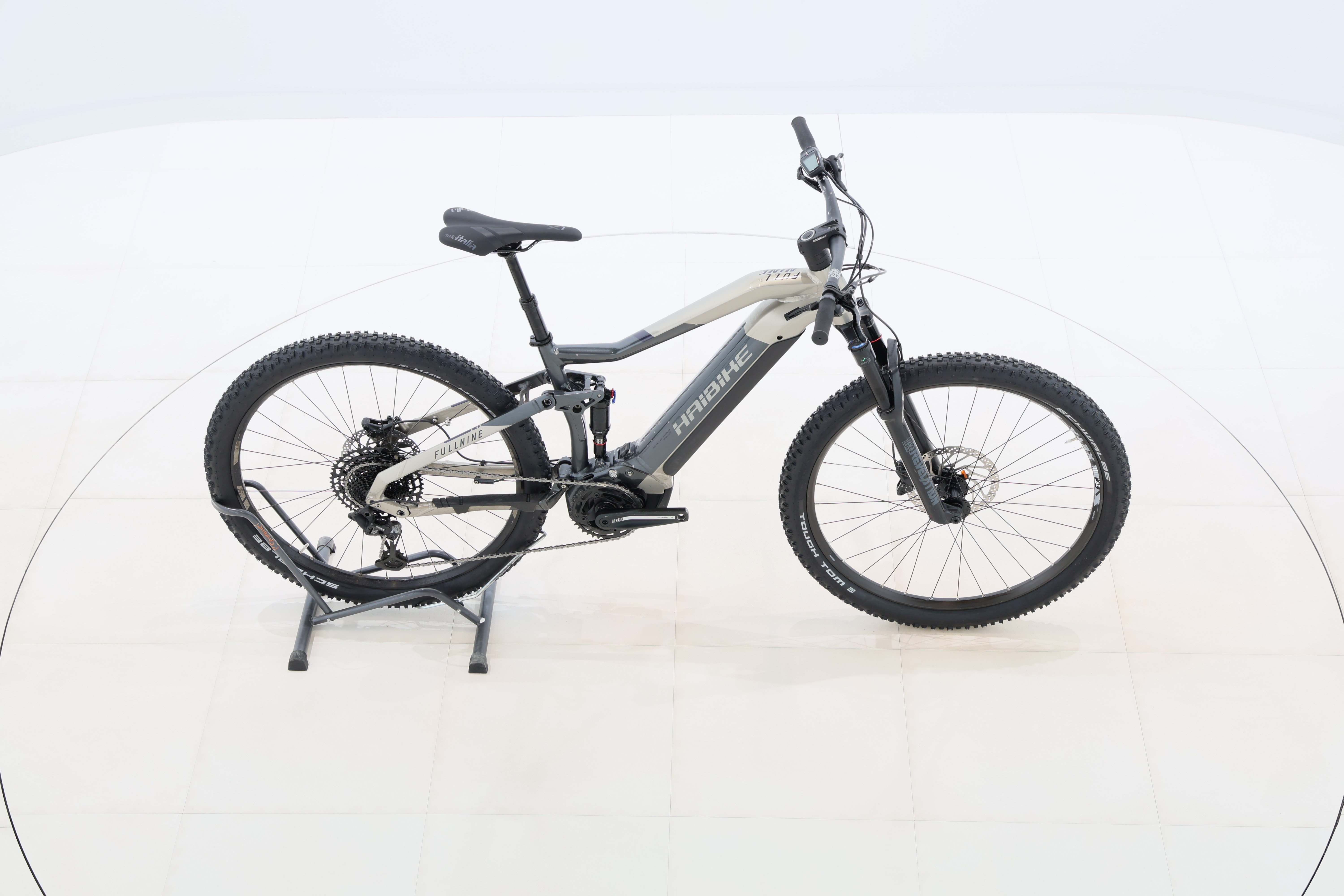 6ad934cb-d54a-4b74-87b6-0d9e04894c1b