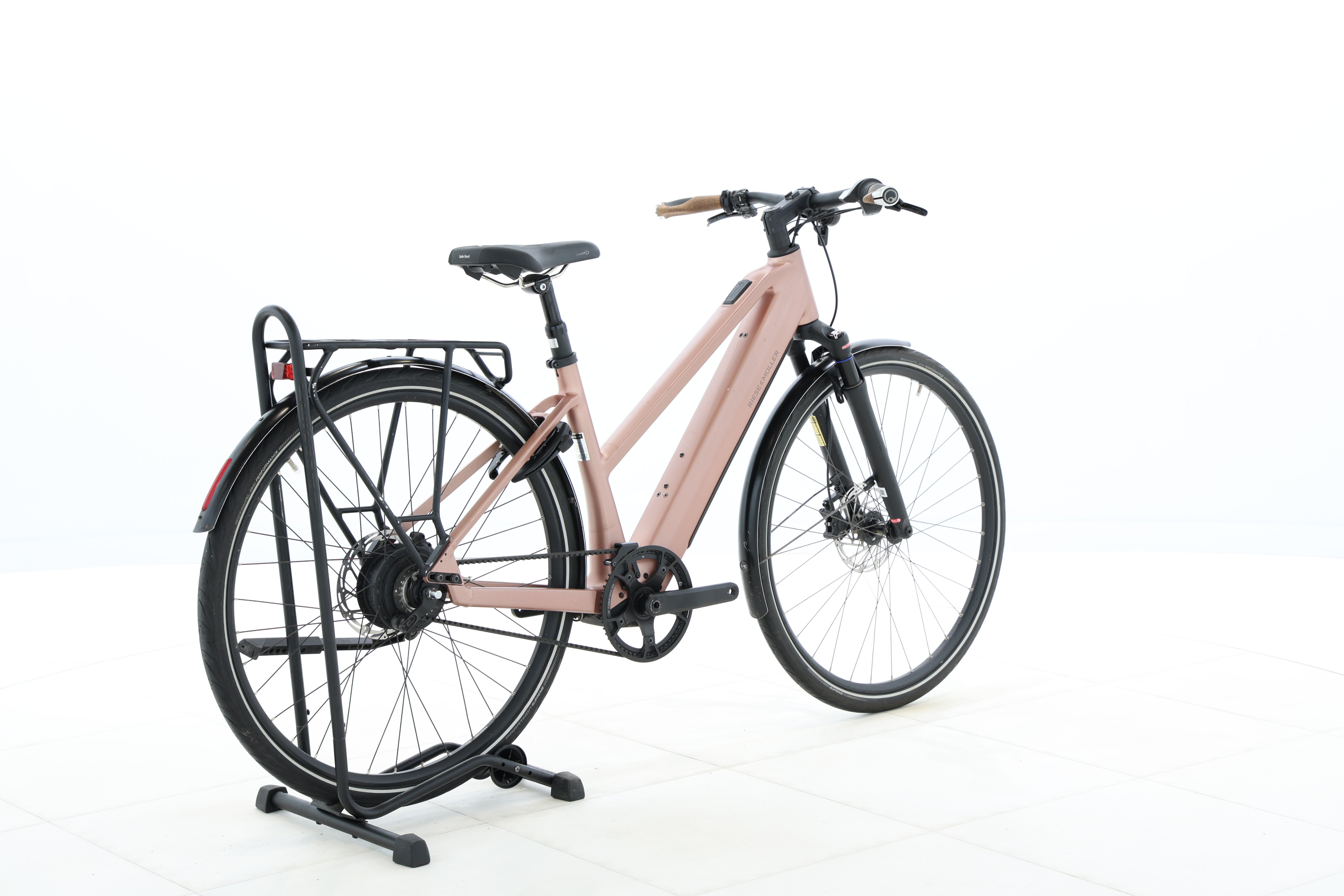 cb087a92-8ab2-4b64-9a93-a6e00ff1e0ff