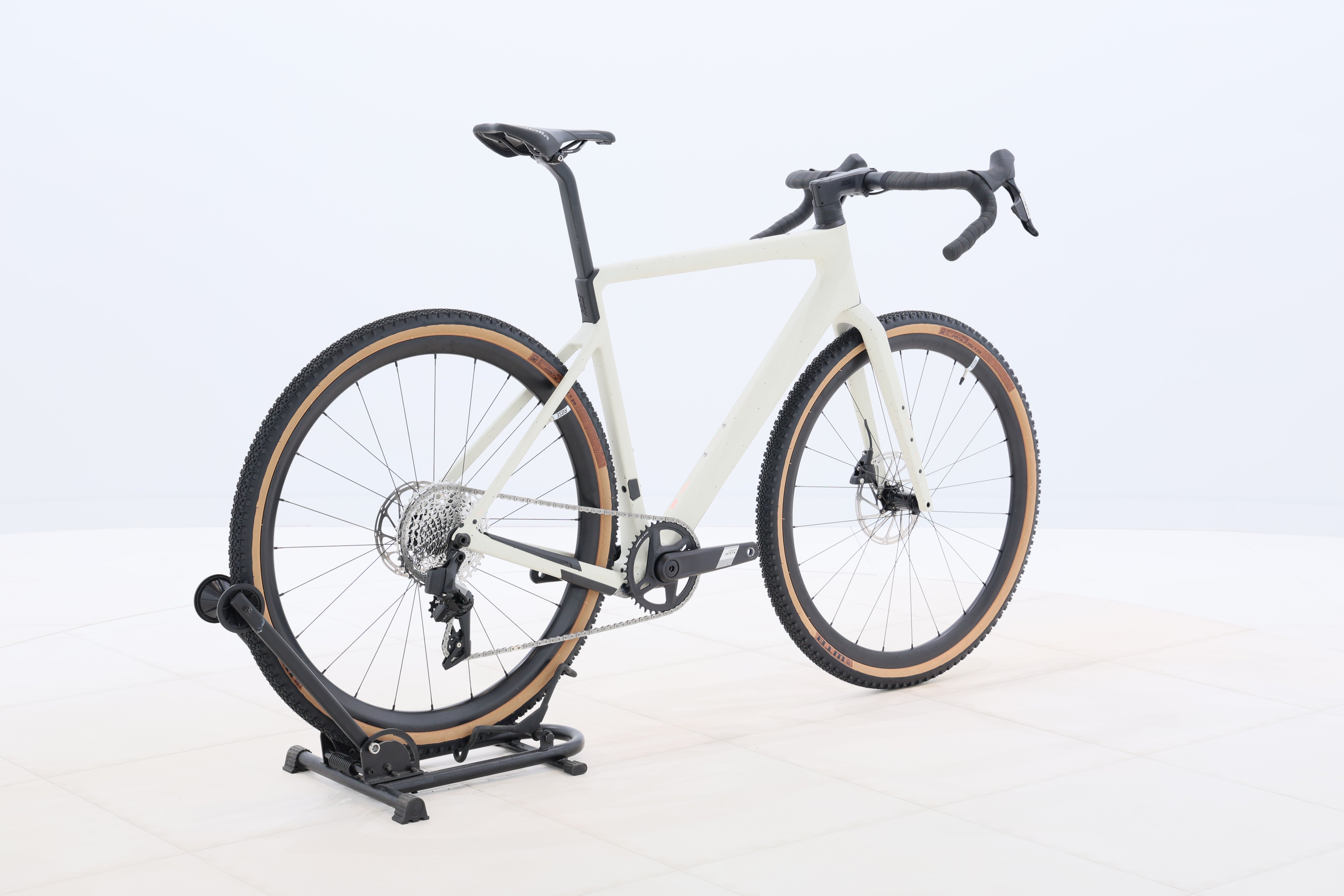 90bfdff6-4b9b-4cc5-9c30-2d6a94e20735