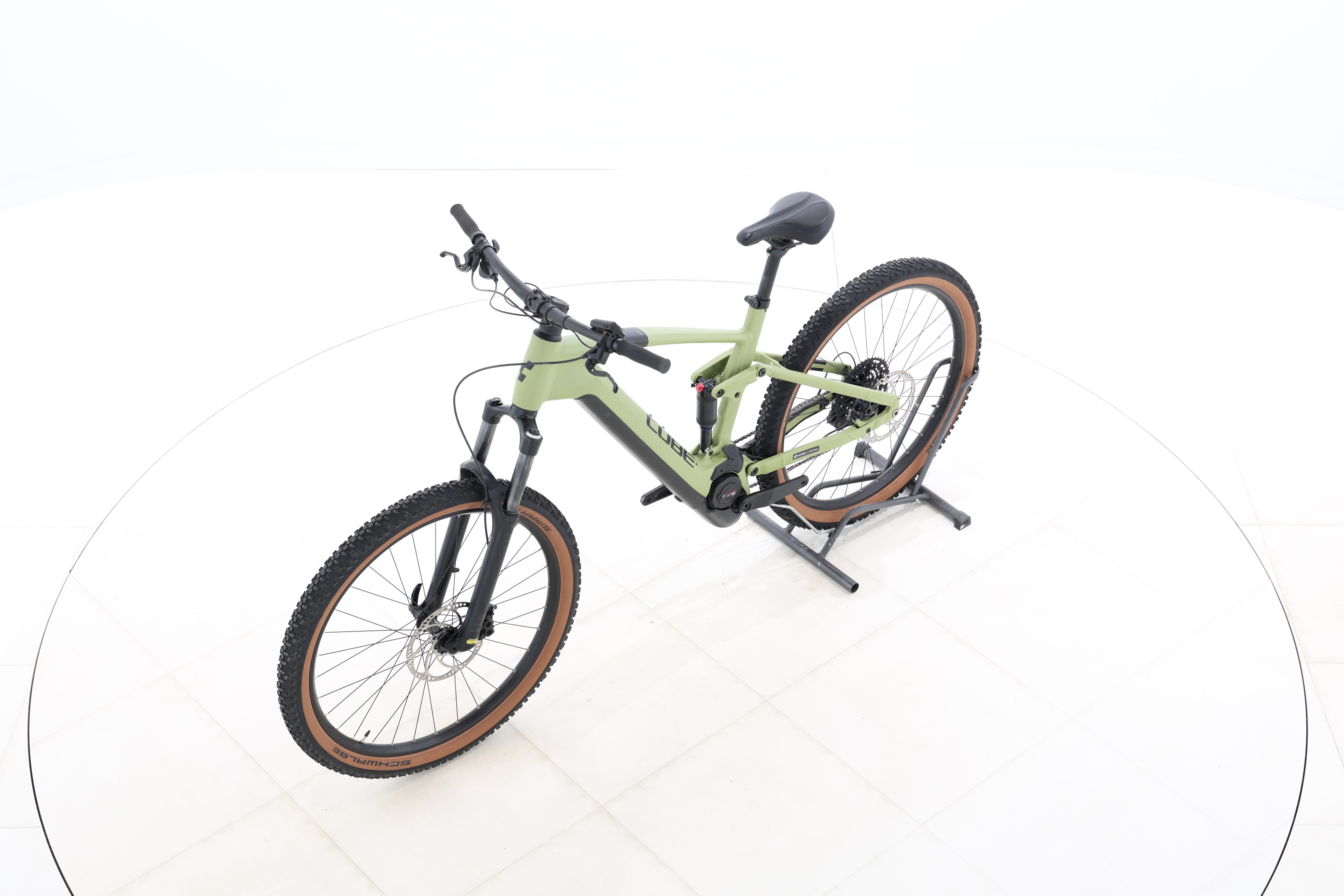 f7a0943b-294c-46e2-bdfb-088b0b9c1528