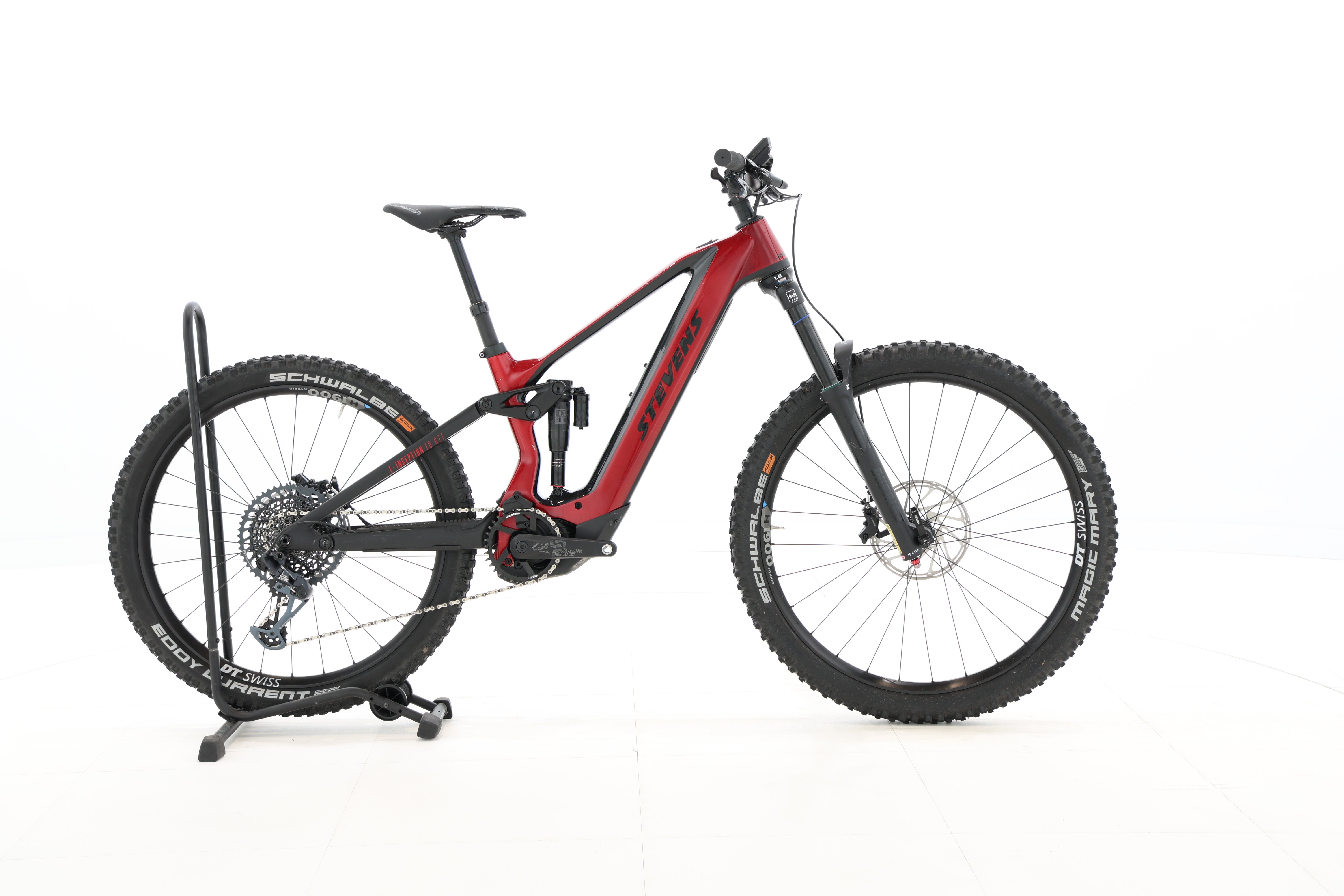 e76d3b00-e491-4fb6-a2b0-0cc100f16483