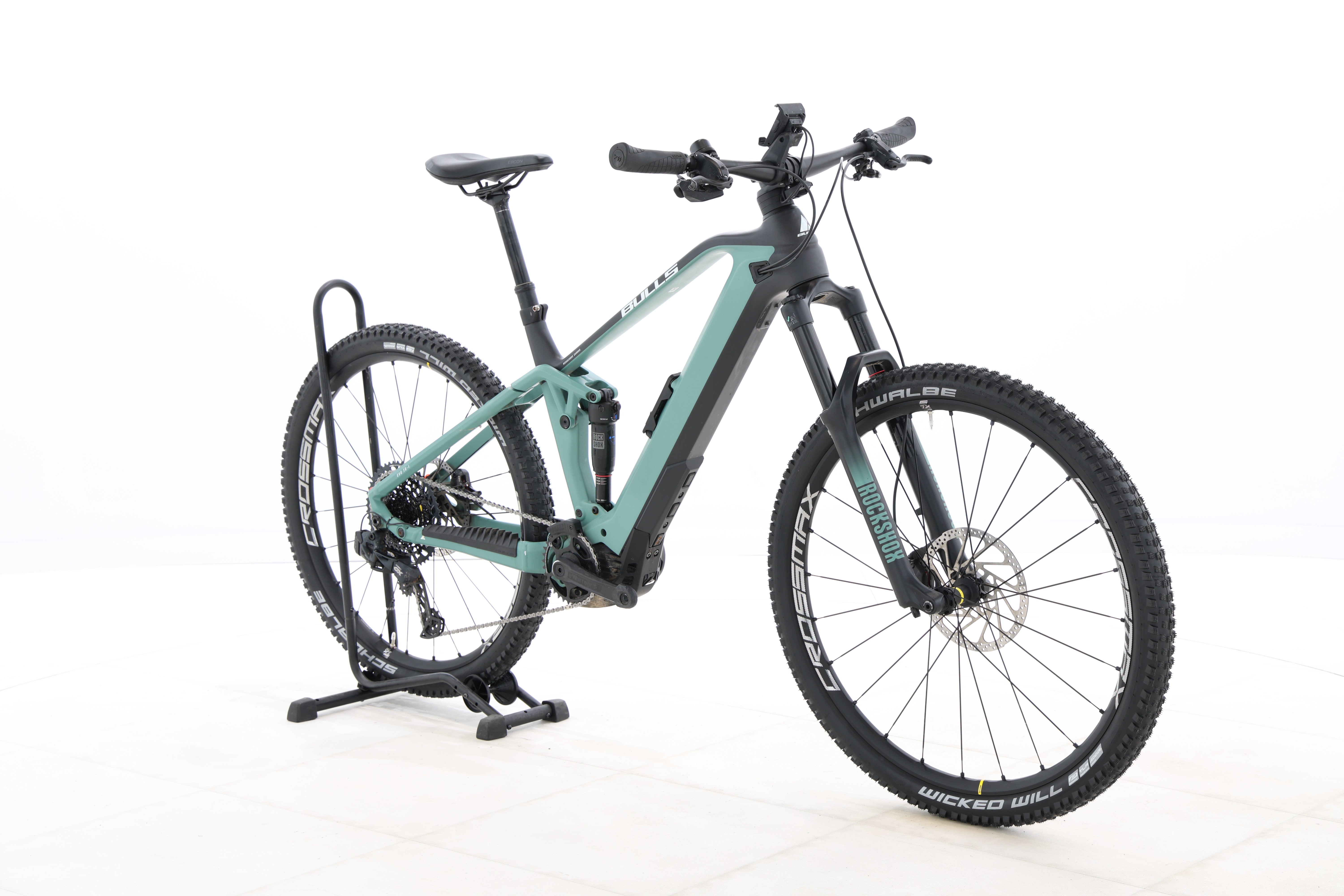 29c9a335-bec8-4639-b6d6-61541ddb5a47