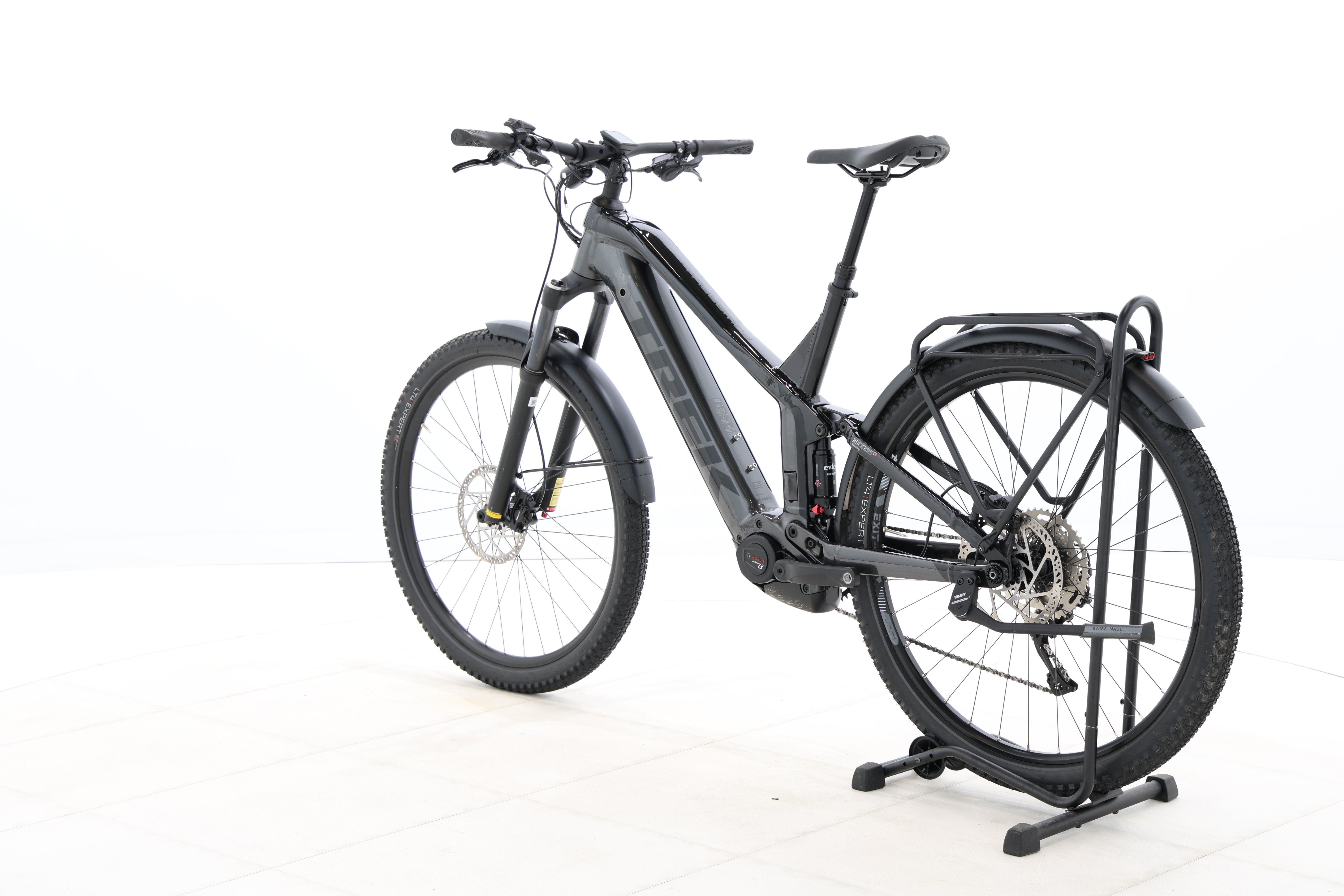 3aecf27f-f8df-4a03-bf8e-6dd7fa4f9112