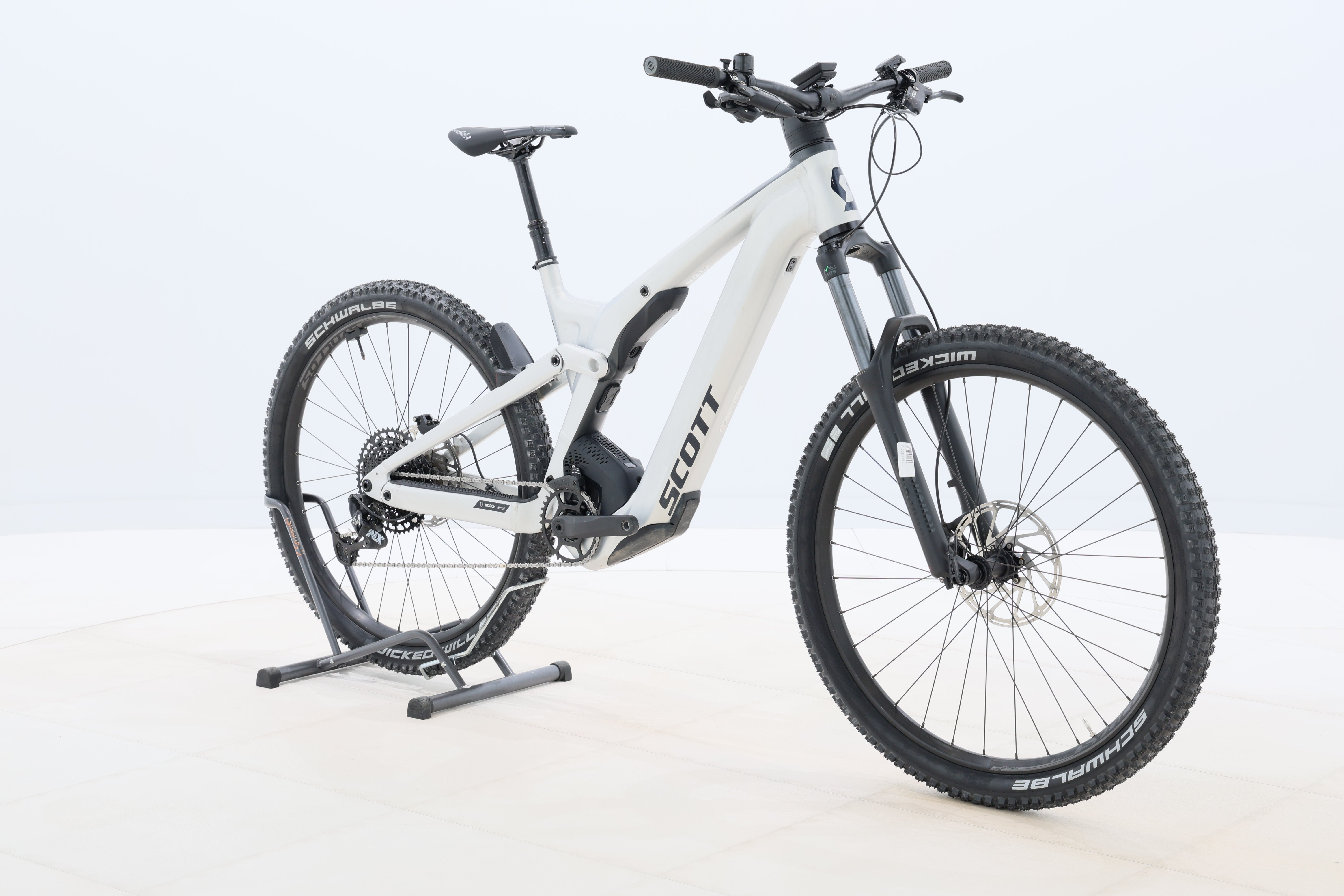 b60c1ce6-4a16-436e-a212-7401ae3d7159