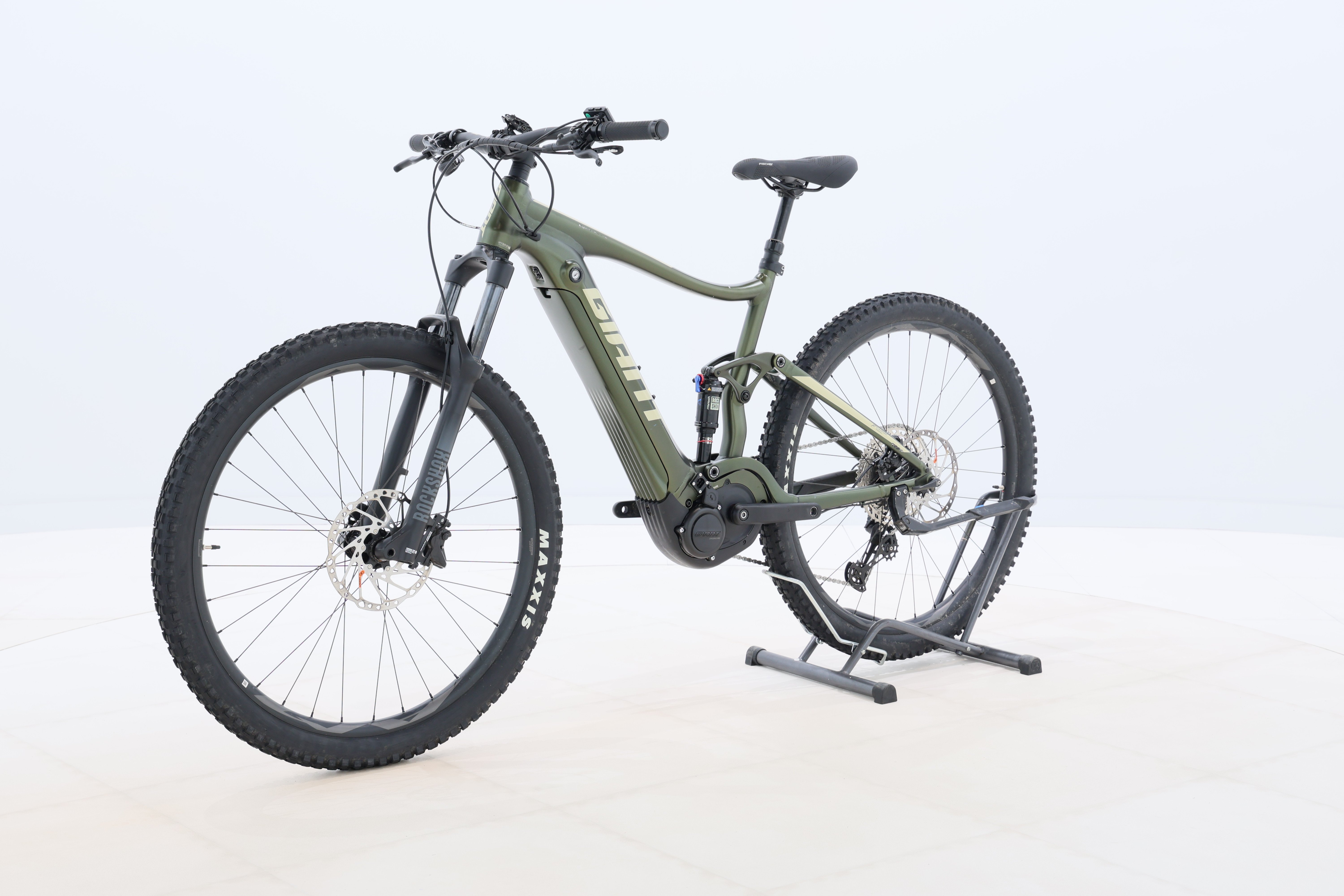 e9deafc1-f547-4ab5-a0a8-fa57b18dc9c9