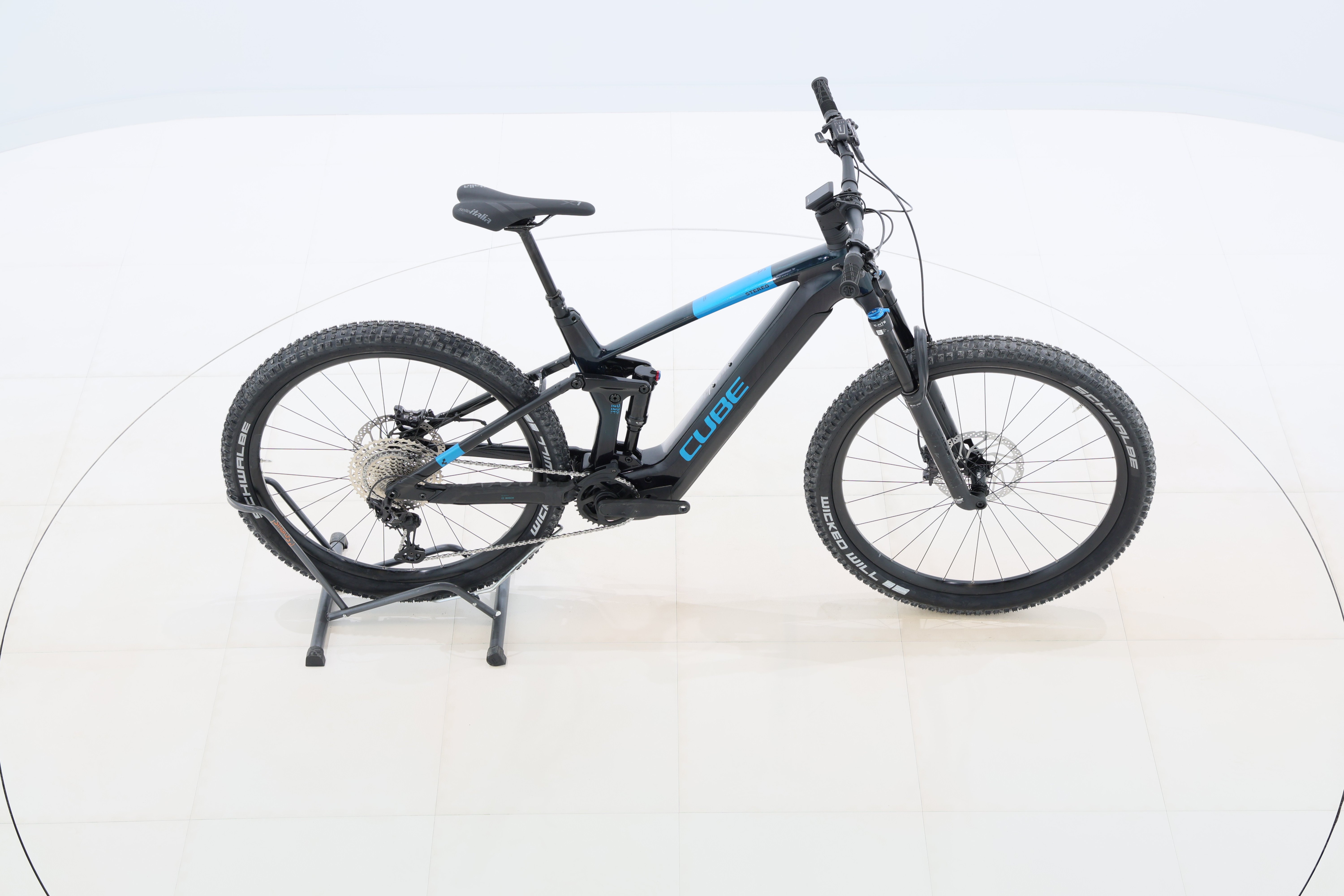 6fe980e2-975e-409b-adc4-69b7e666581f