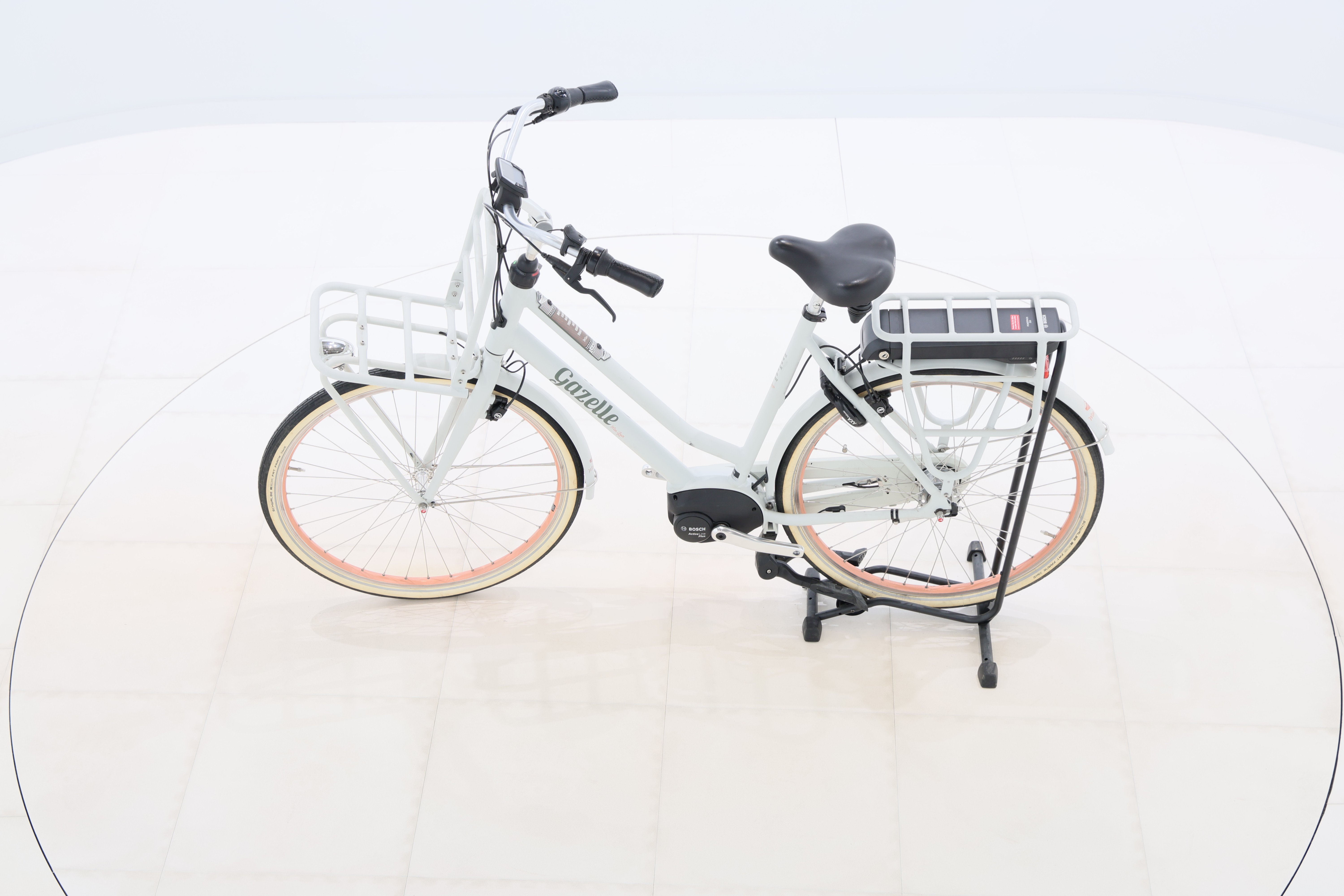 1714d245-19c7-4d9b-935a-5649d4c6e1e7