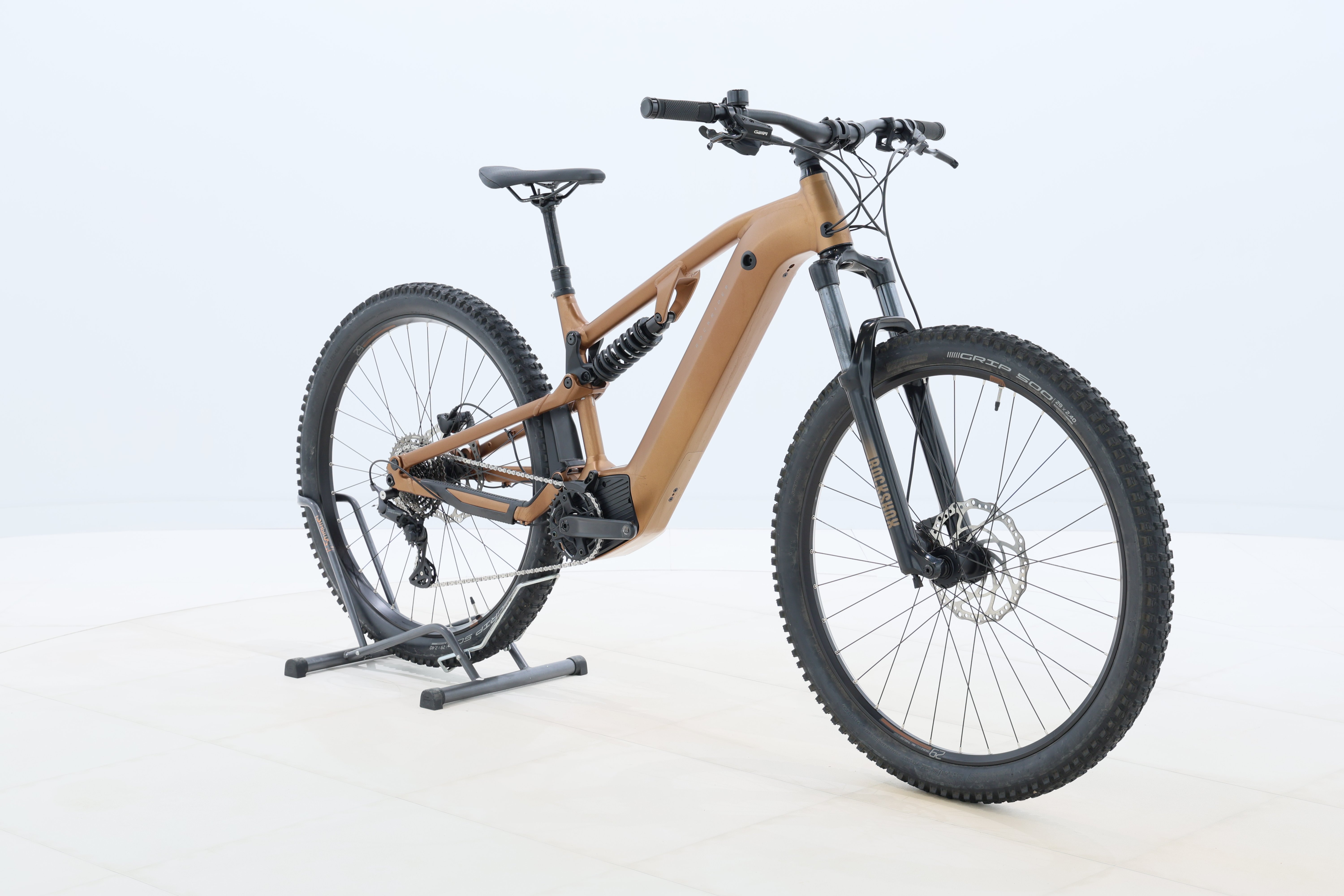 b46dbee3-66a6-4c53-bac4-4093ecddc7b1