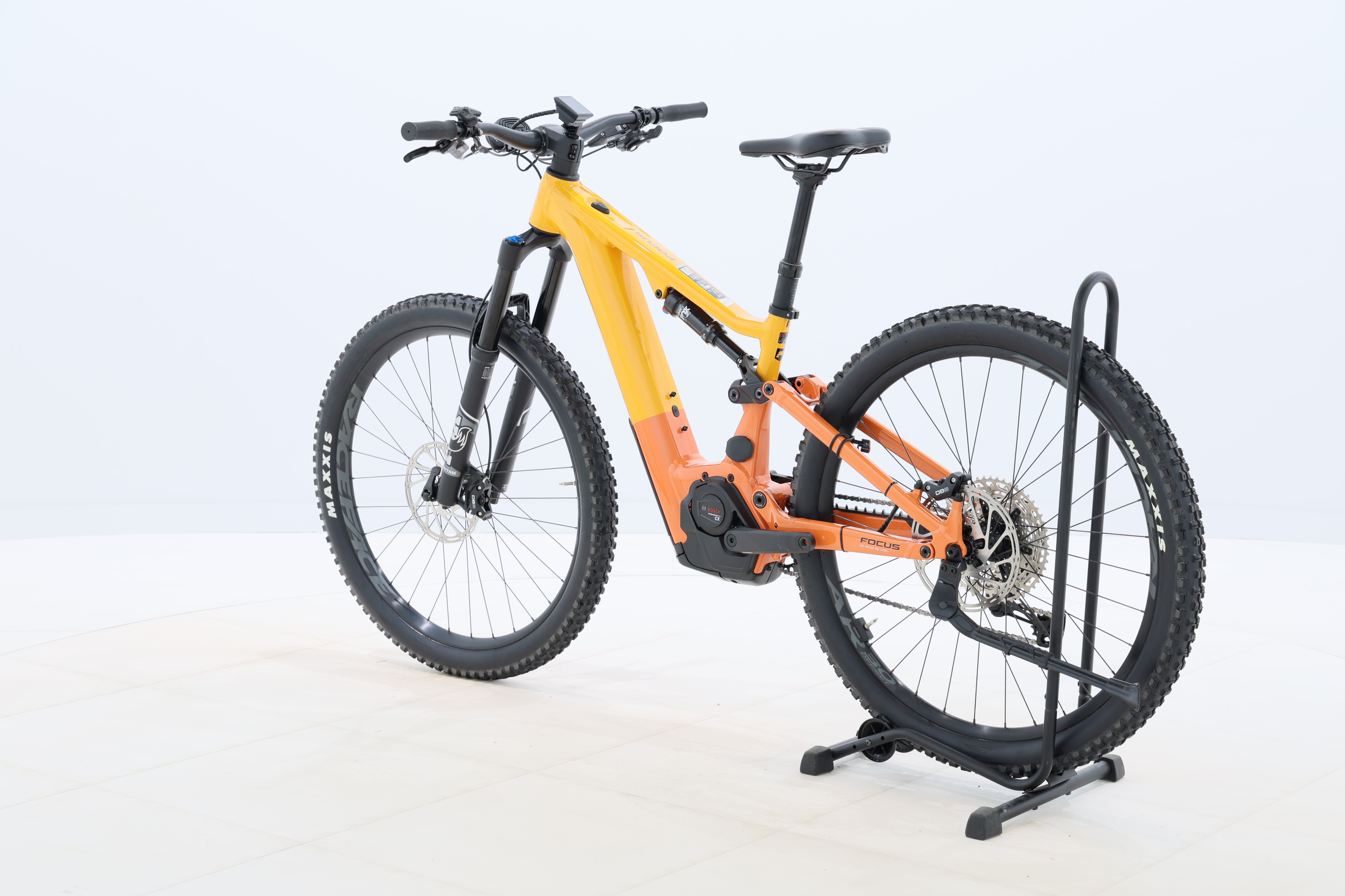 ddafe04e-f914-465f-beba-27c9982dab6e