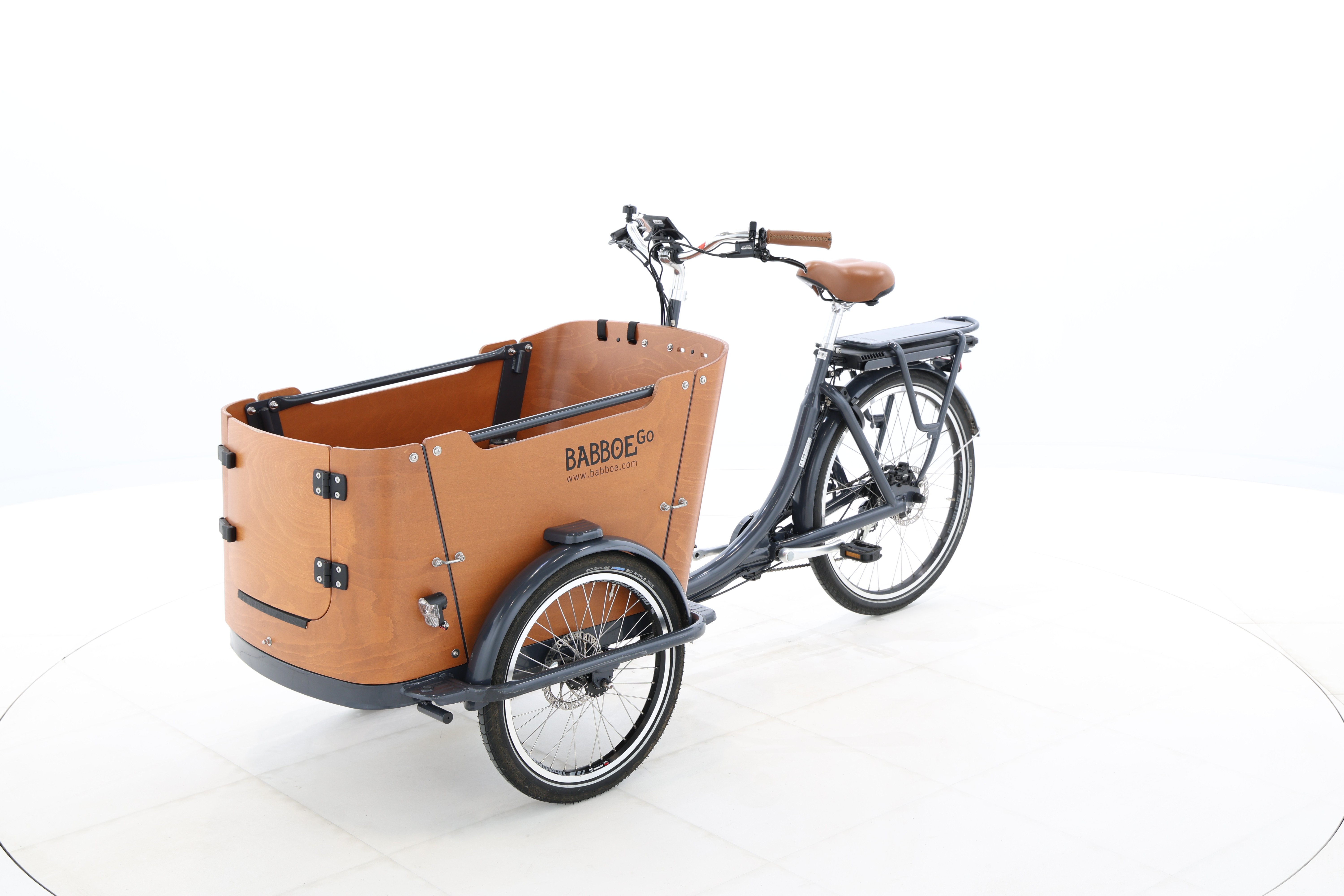 05a373e0-2fb0-4941-97e1-802c2a111e8d