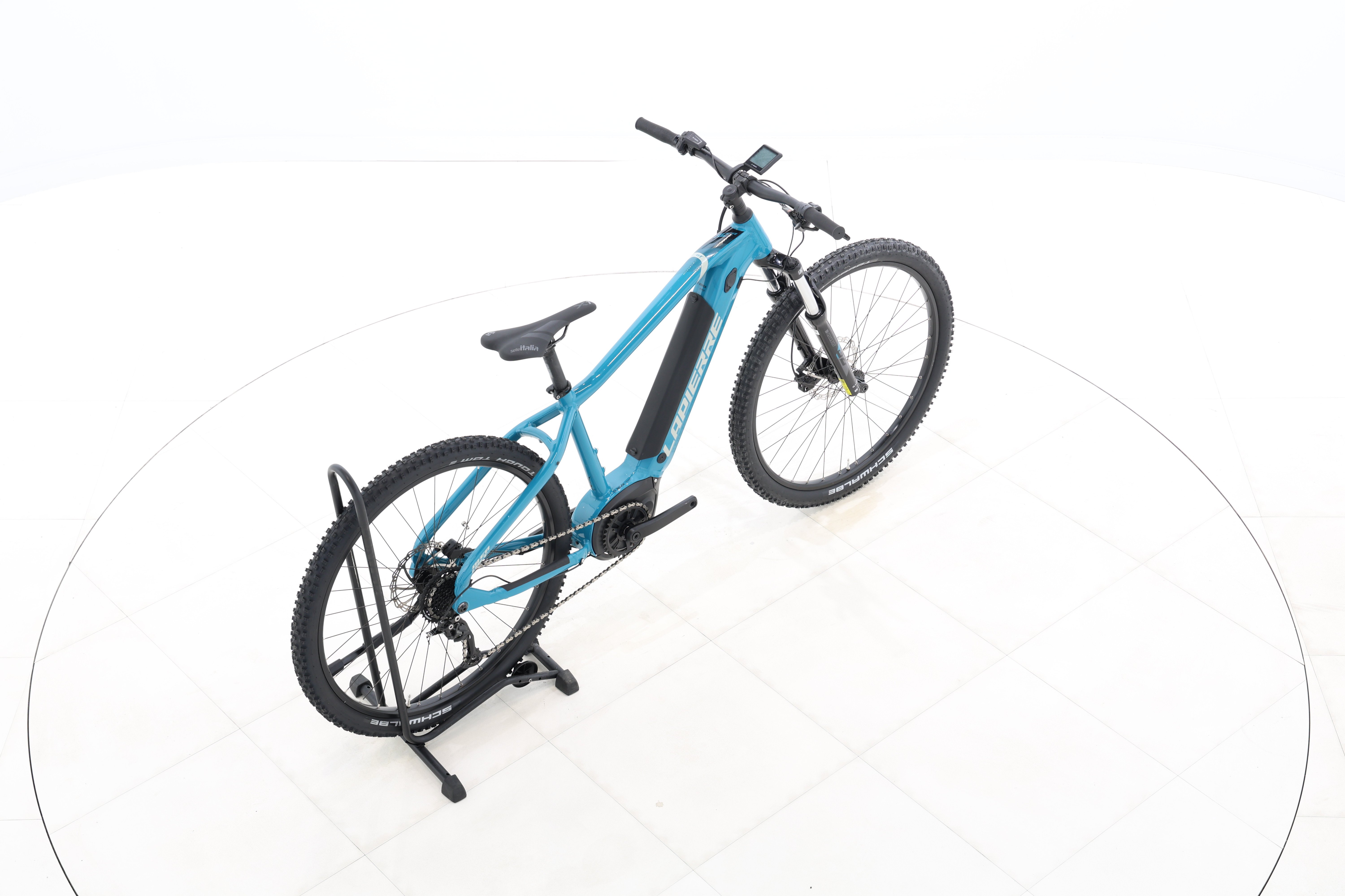 9b0dbfc8-ab0b-477d-b02c-e166ac7927e1