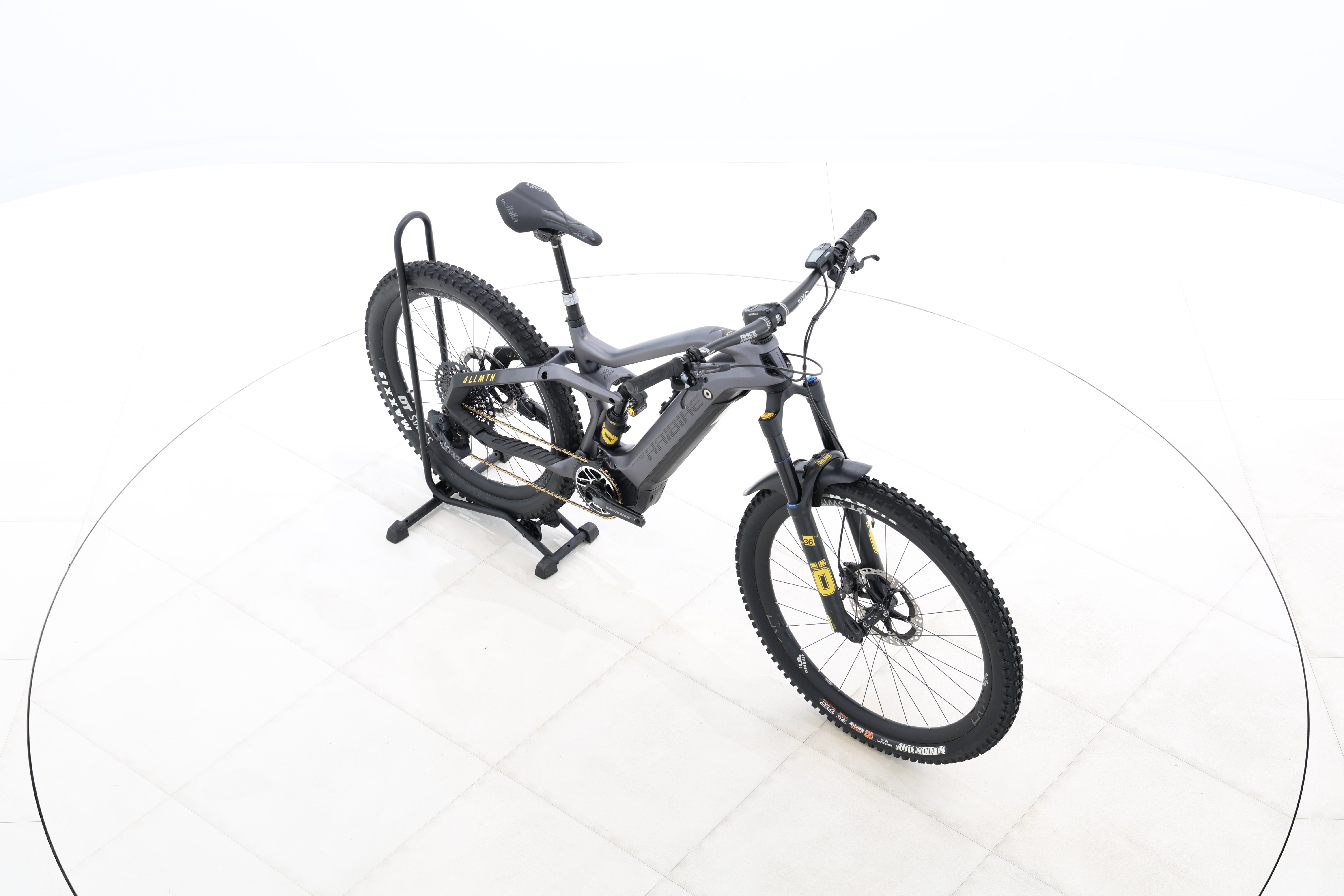 1e997cf1-9569-4865-ae9b-54f4934d35b5