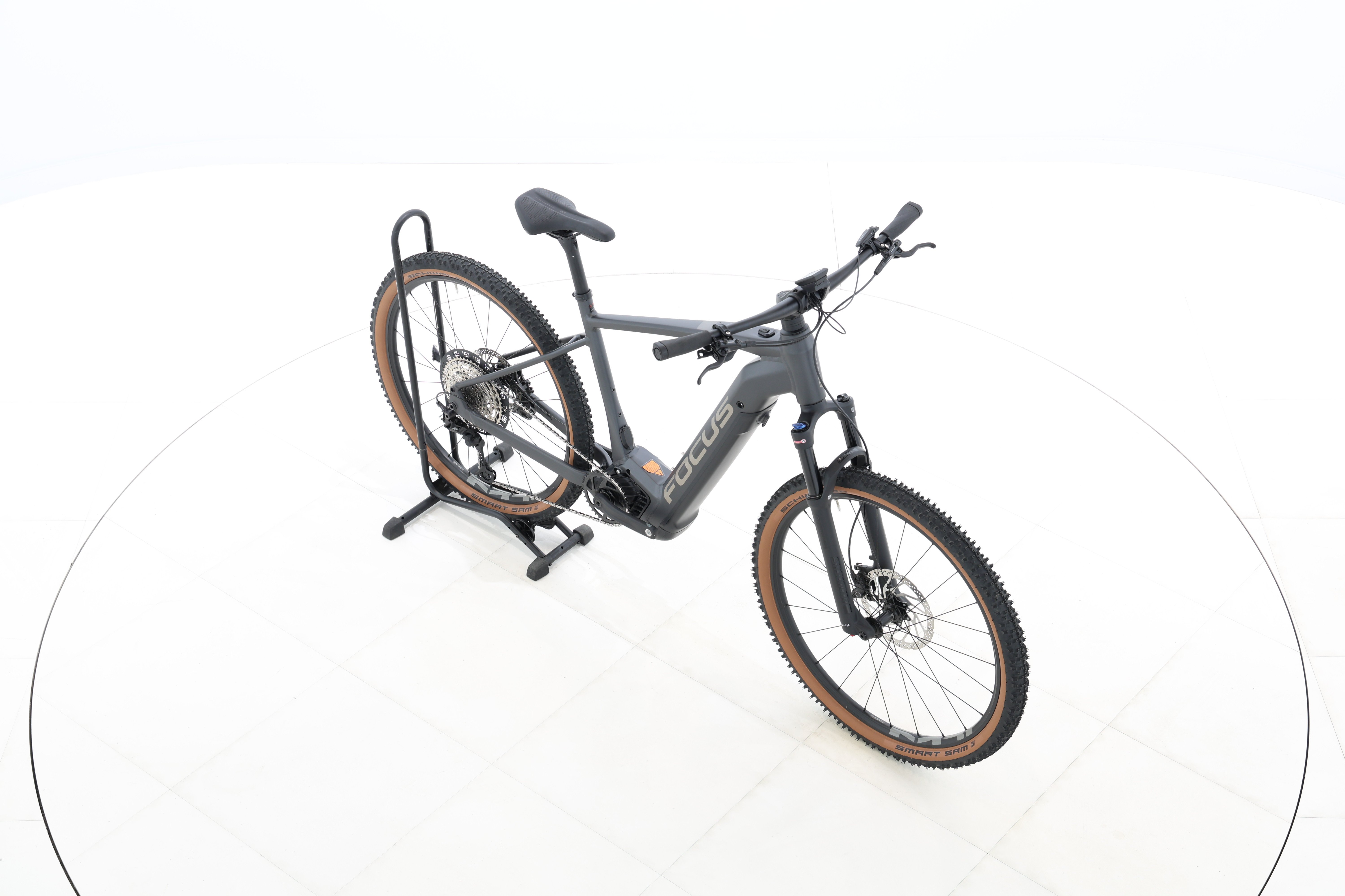 92a57c6a-4c47-4140-bf2f-b841a05894a1