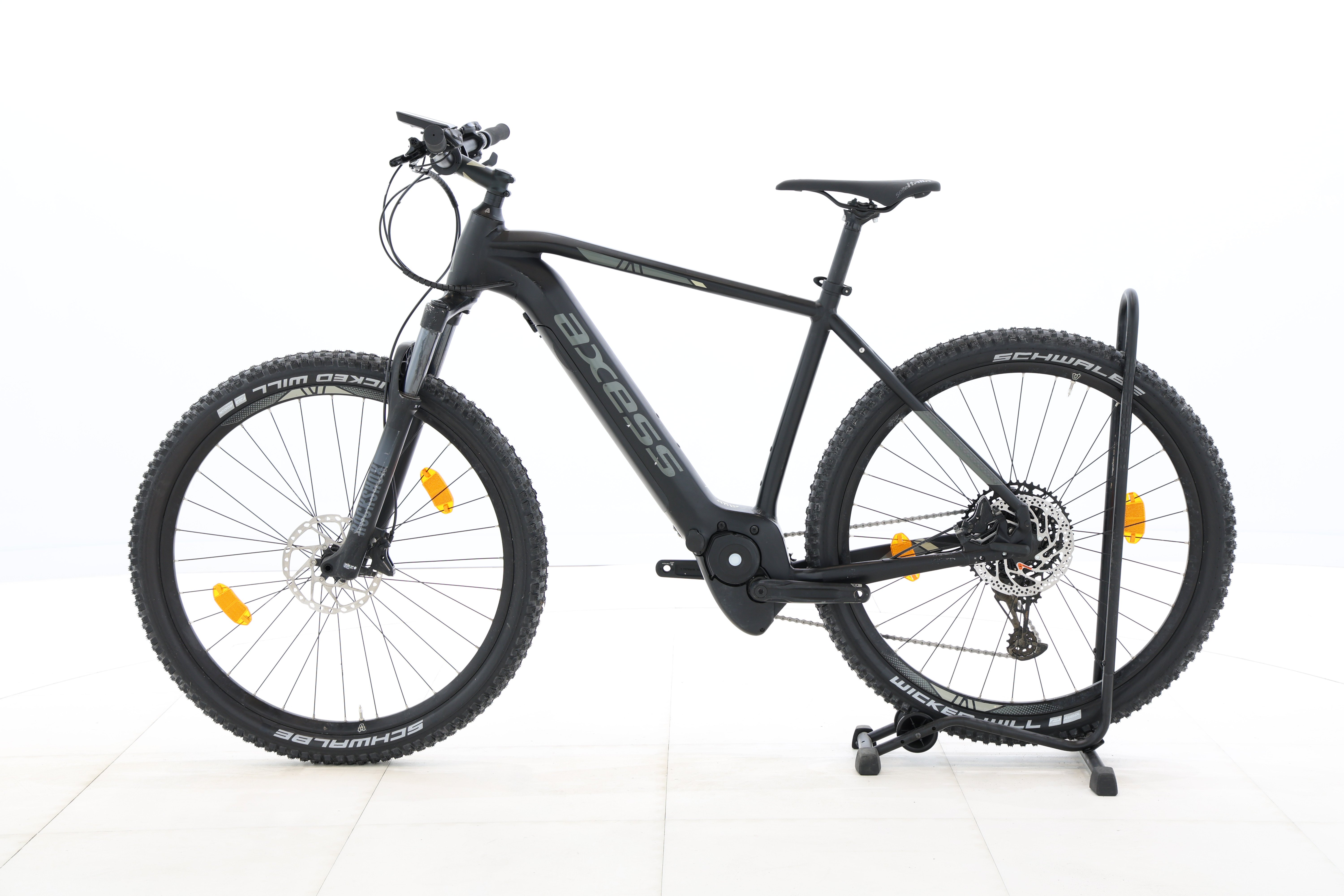 6a81b509-2b74-4c8b-9d65-7ad573937820